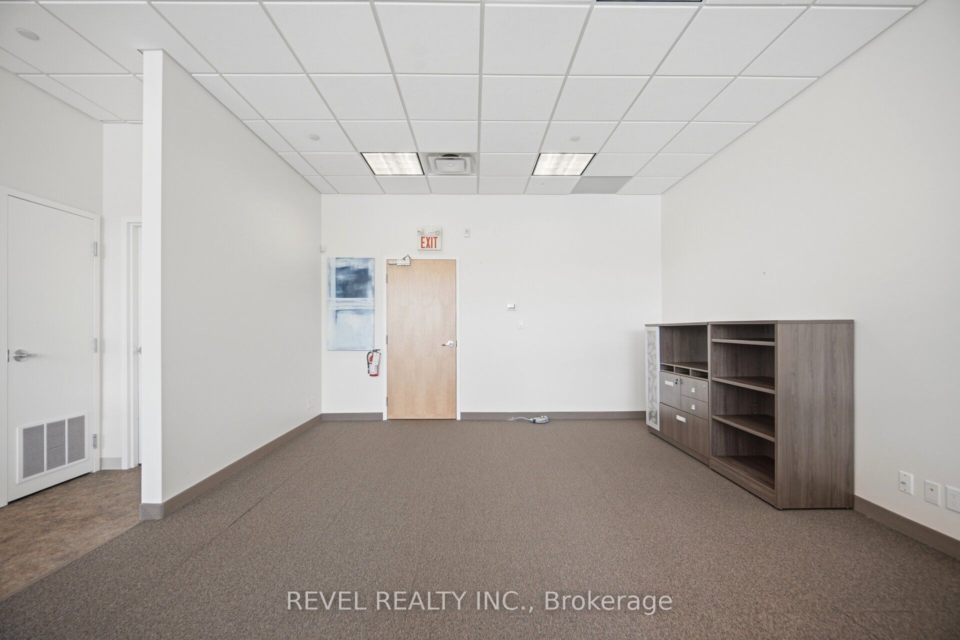 330 Bronte Street S 210 Property Photo 8