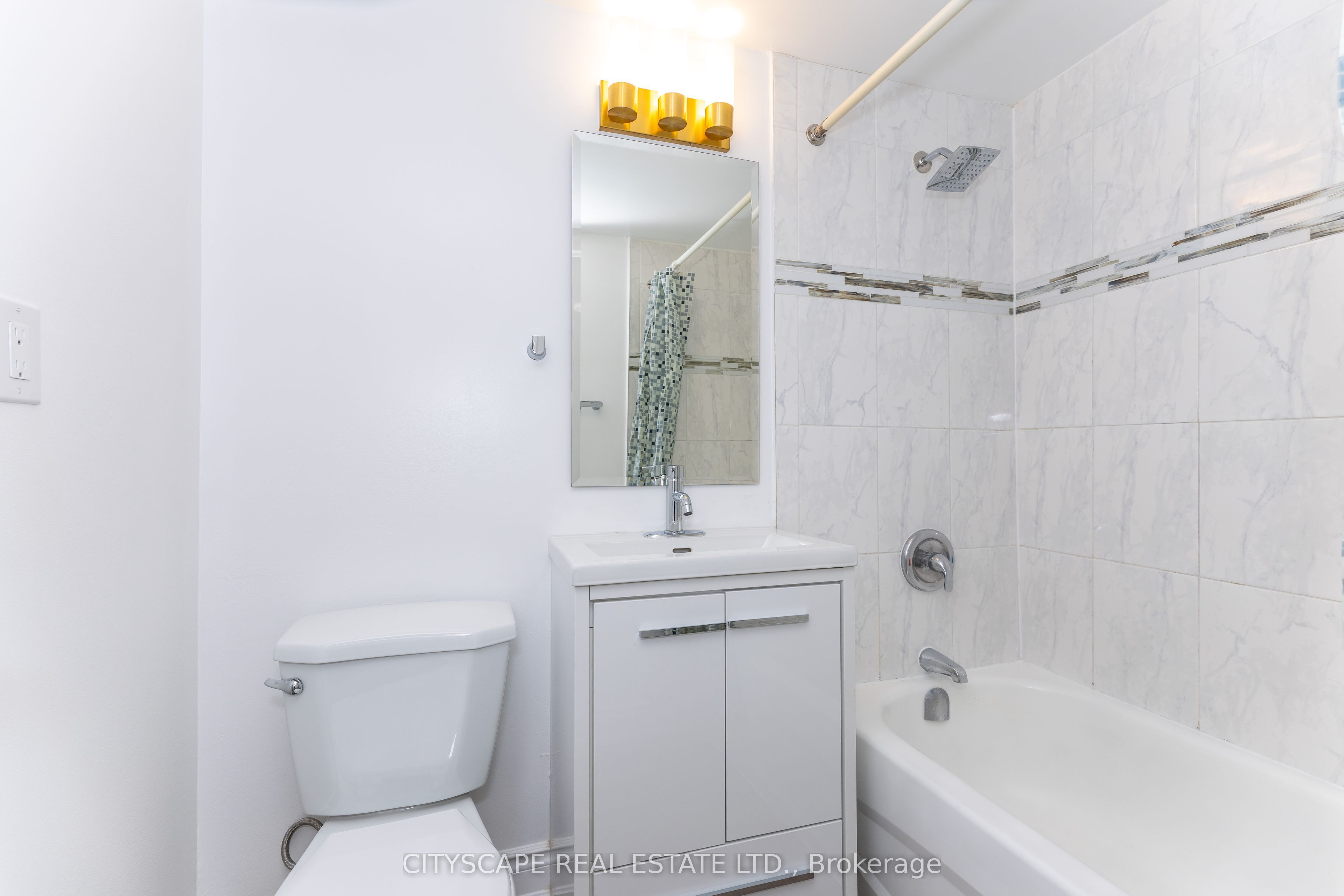 940 Caledonia Road 1005 Property Photo 7
