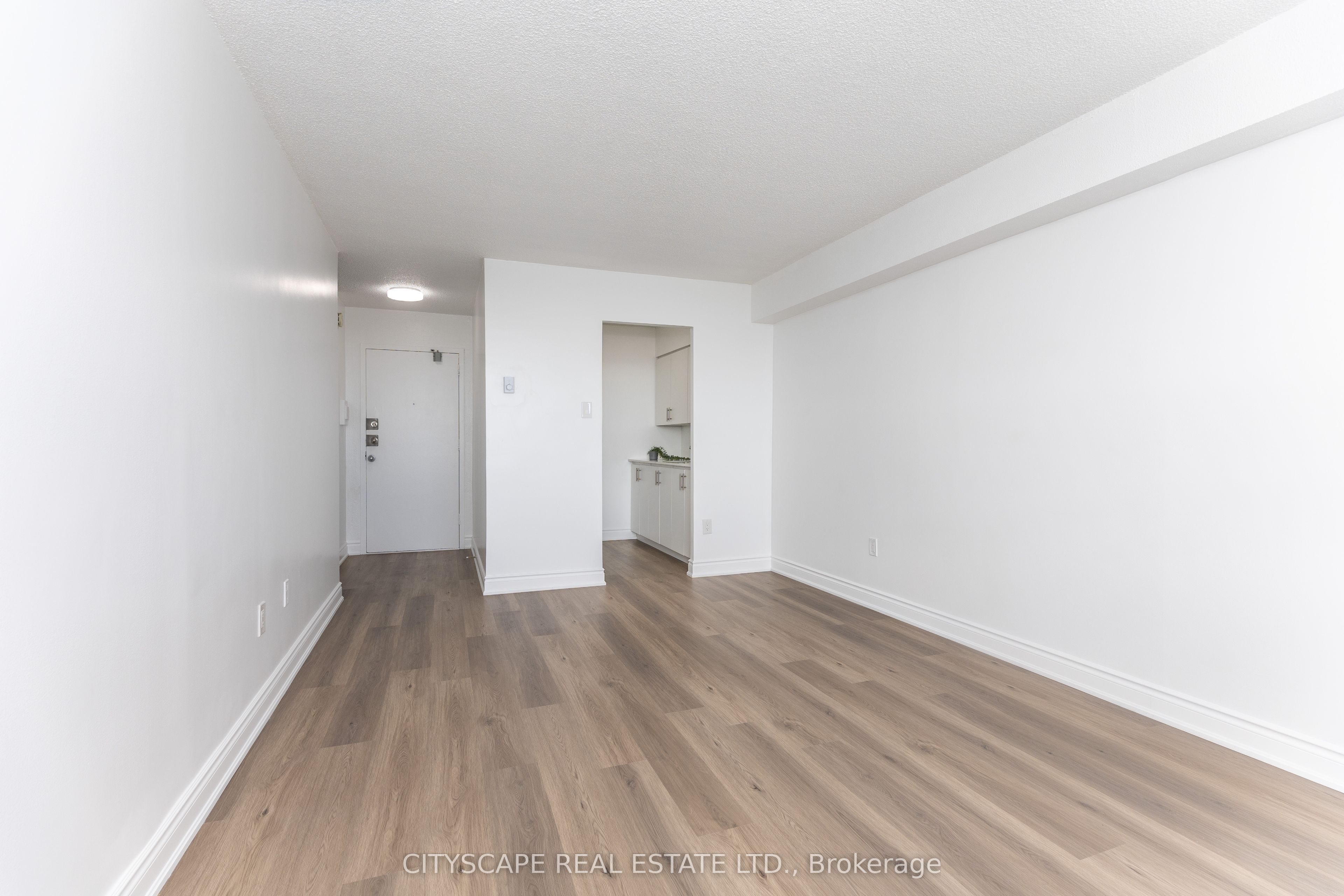 940 Caledonia Road 1005 Property Photo 11
