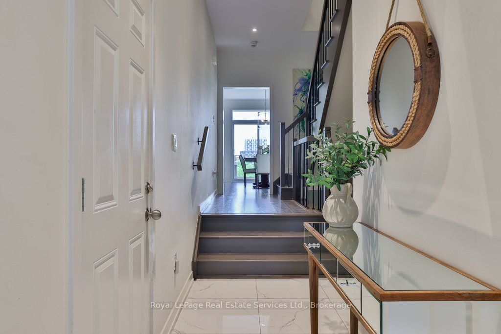 3155 Mintwood Circle Property Photo 7