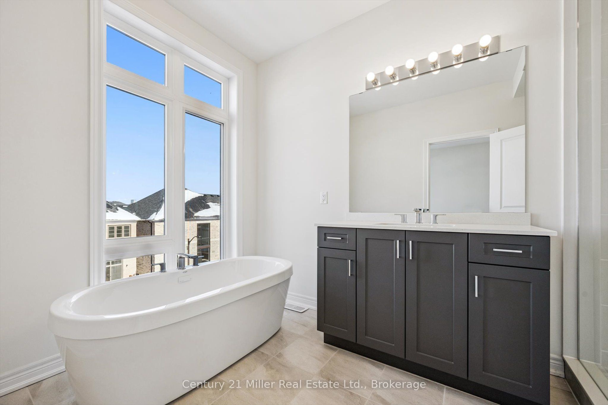 3199 Sixth Line Property Photo 15