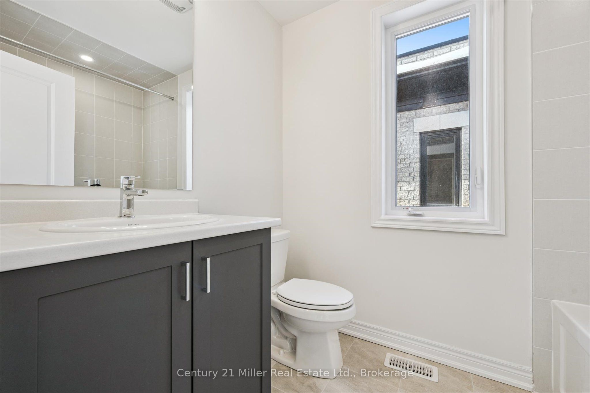 3199 Sixth Line Property Photo 23