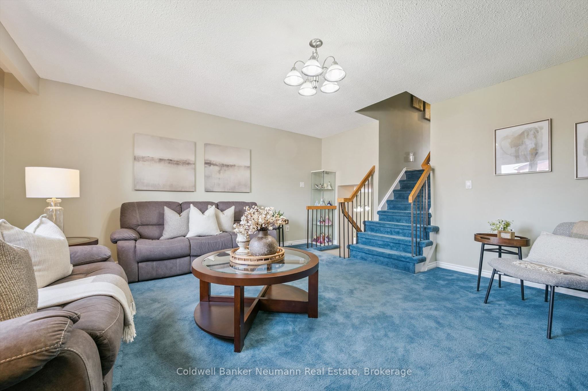 17 Histon Crescent Property Photo 9