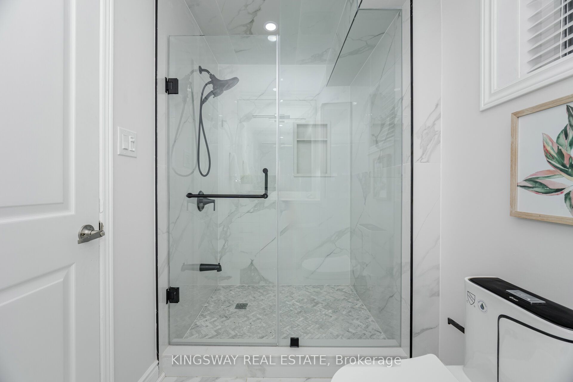 1008 Ceremonial Drive Property Photo 29