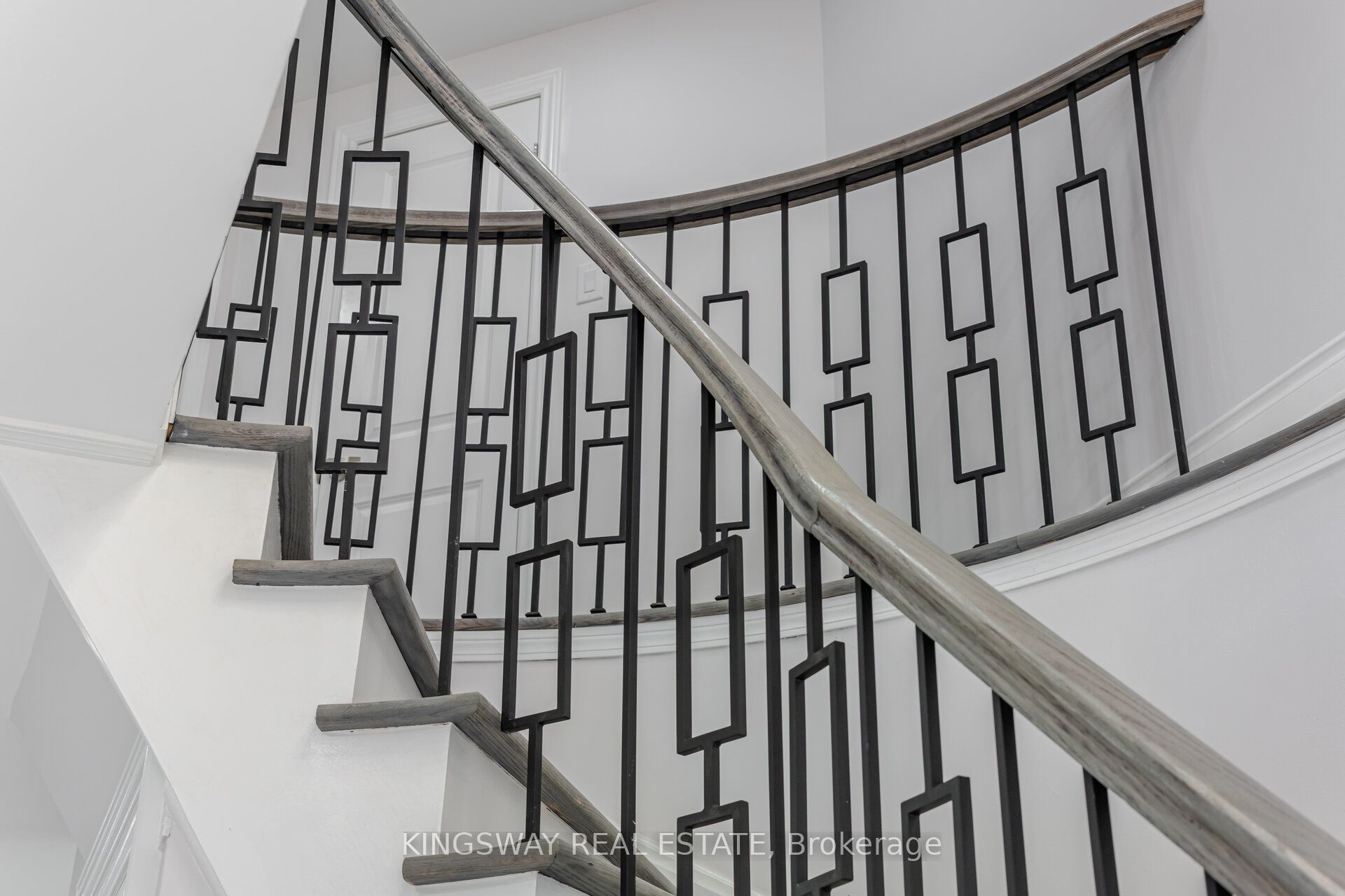 1008 Ceremonial Drive Property Photo 31