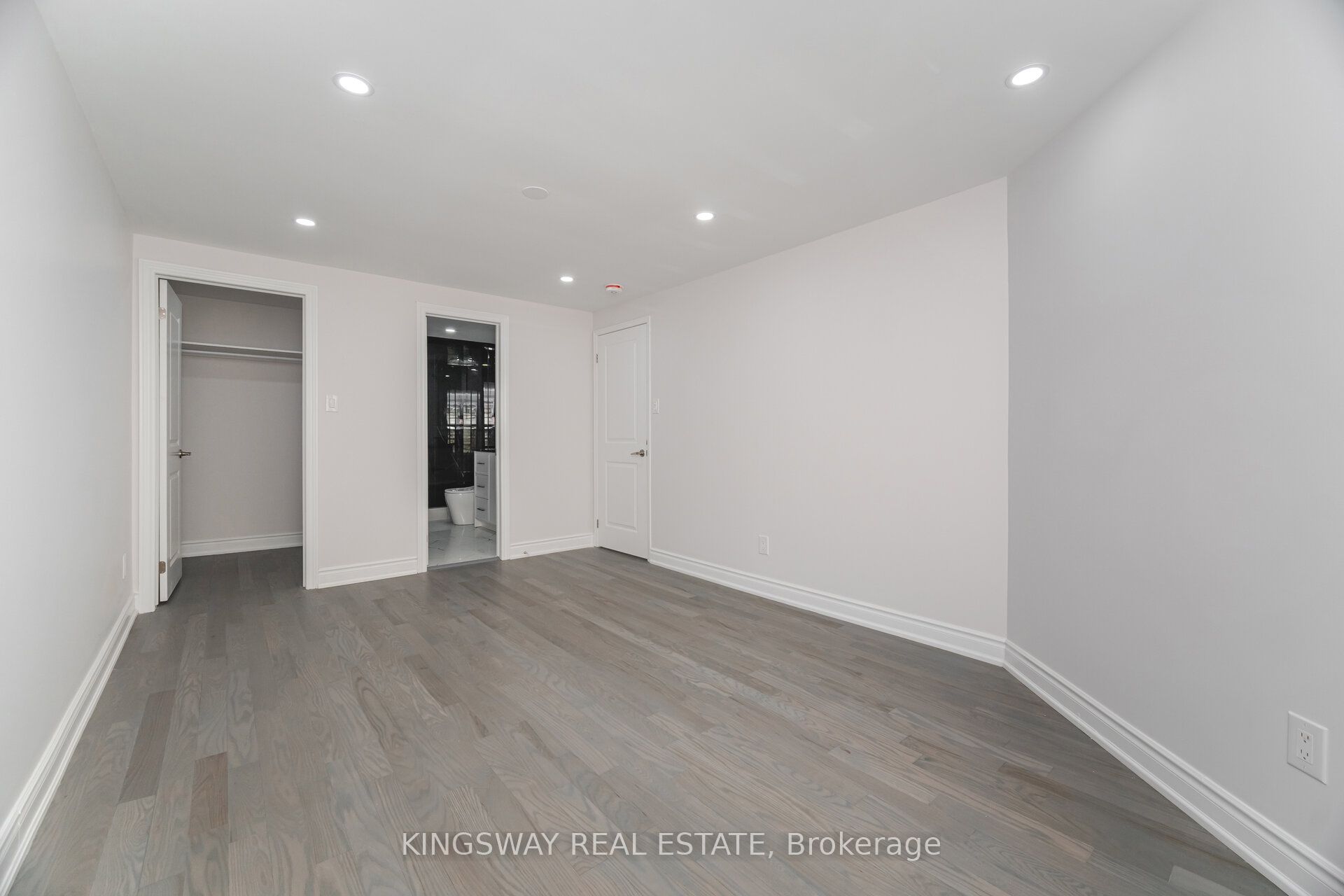 1008 Ceremonial Drive Property Photo 39