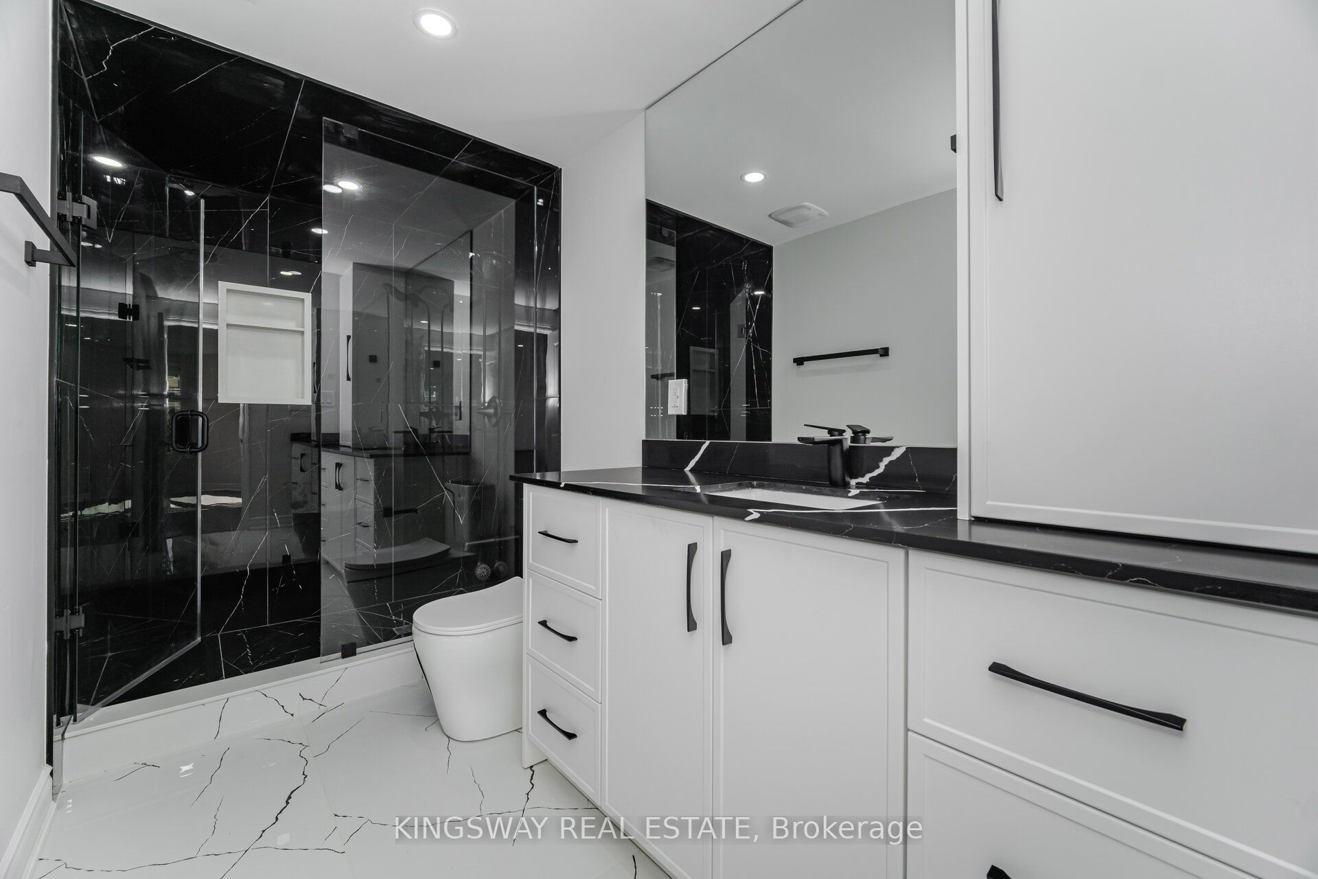 1008 Ceremonial Drive Property Photo 40