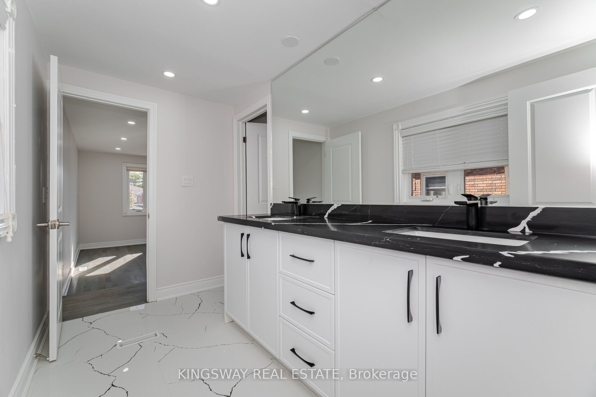 1008 Ceremonial Drive Property Photo 42