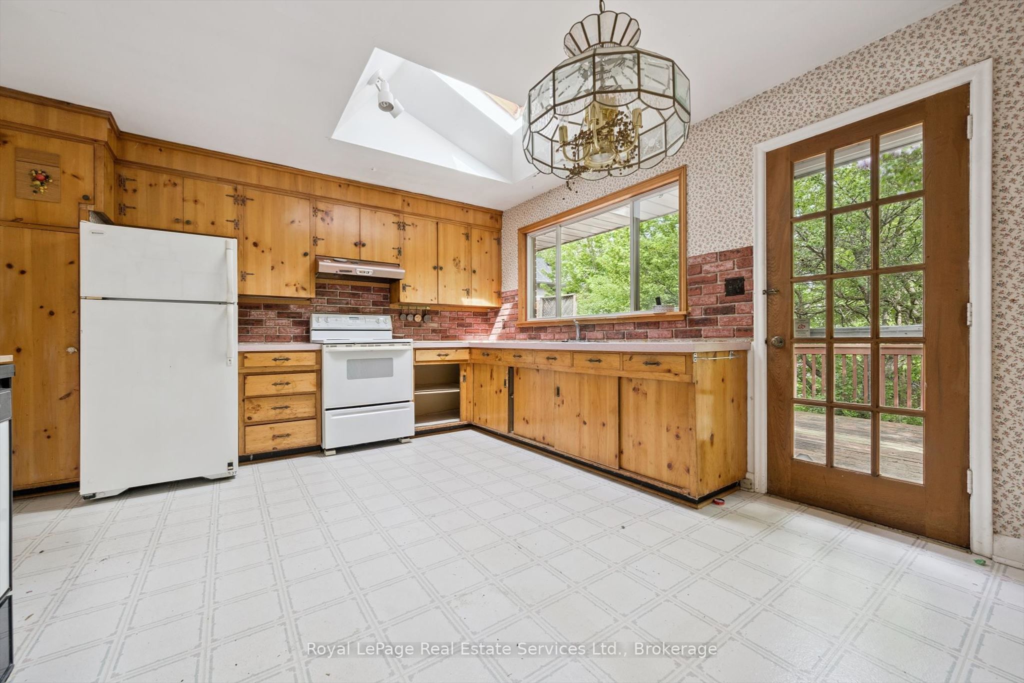 1118 Melvin Avenue Property Photo 20
