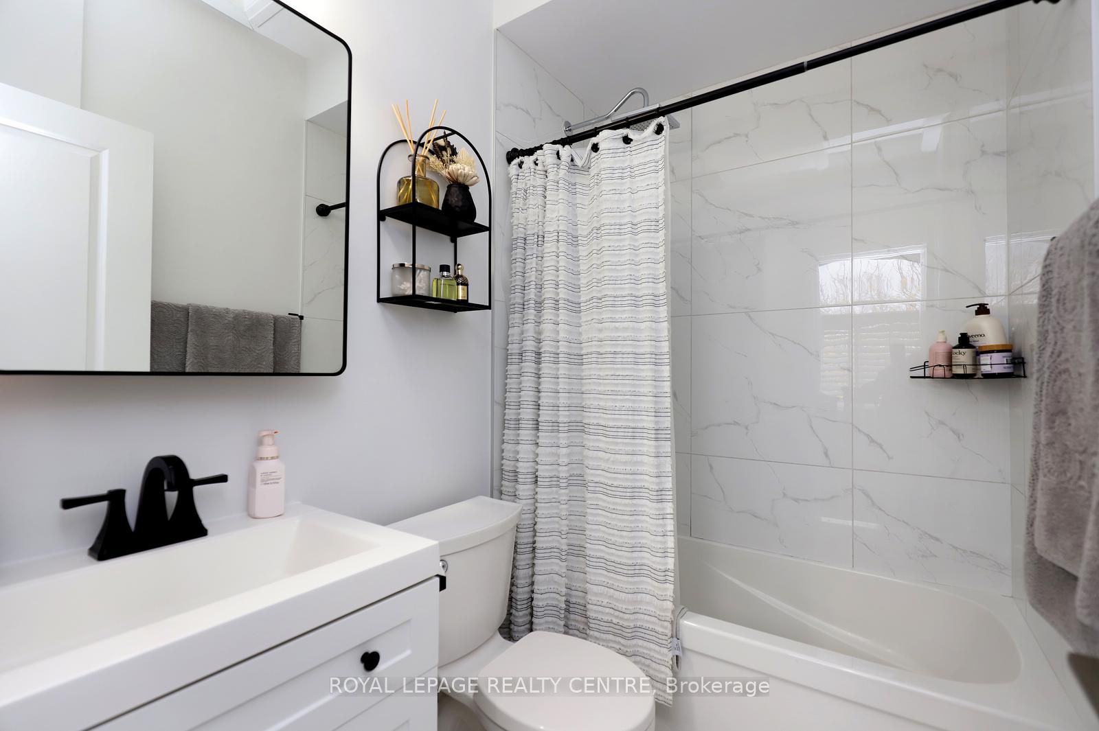 3077 Cawthra Road 10 Property Photo 32