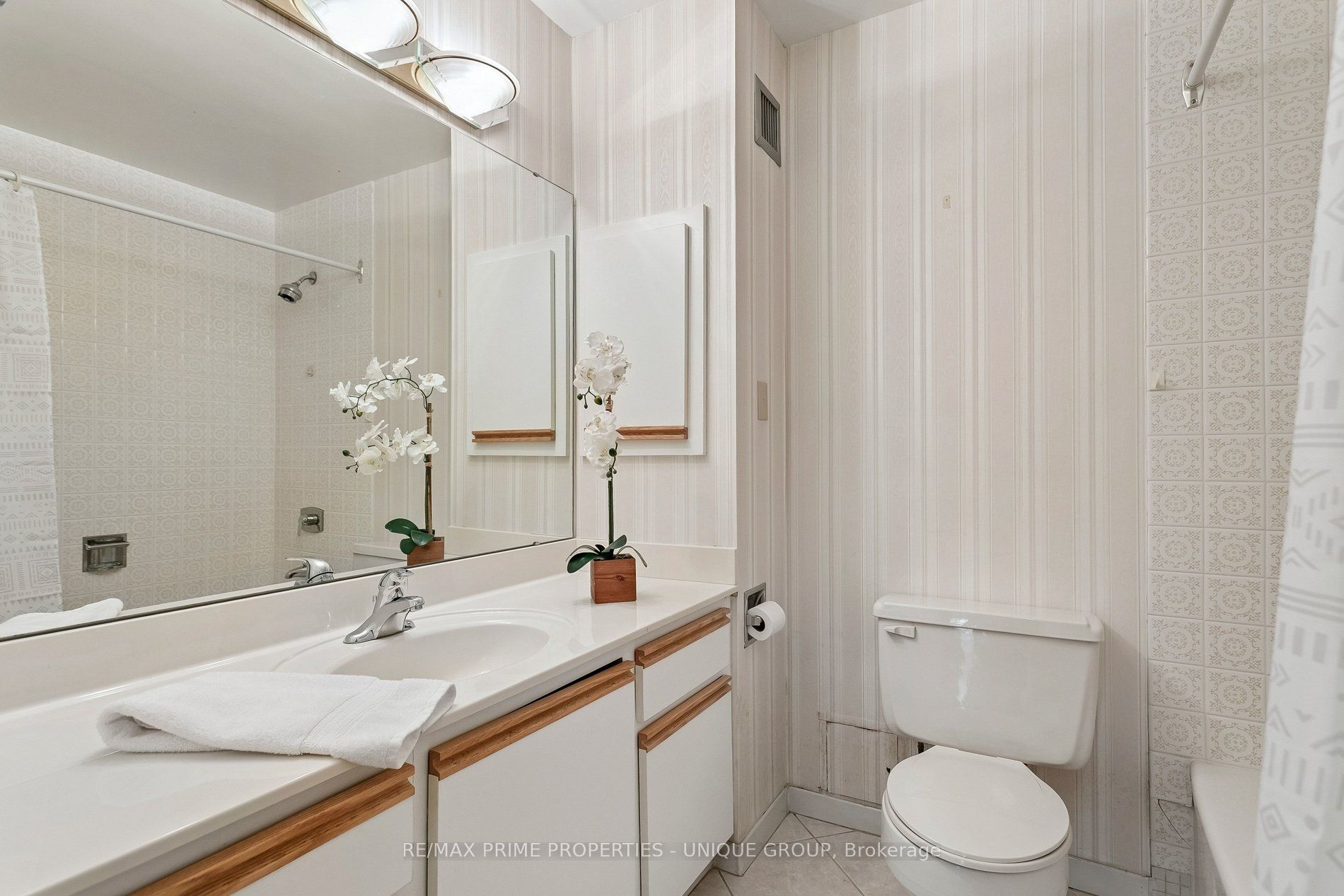 1300 Bloor Street 710 Property Photo 27