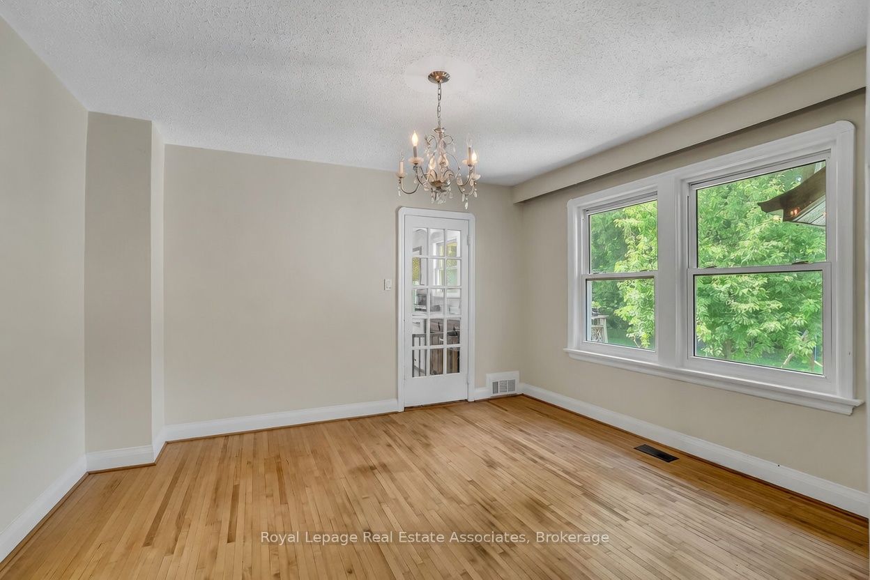 11 Ben Machree Drive Property Photo 15