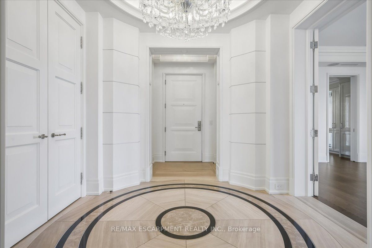 300 Randall Street 211 Property Photo 4