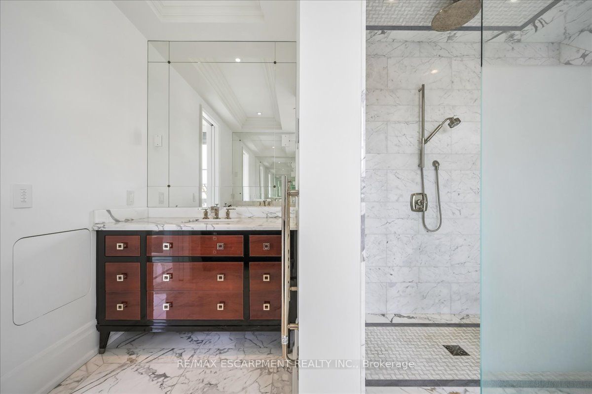 300 Randall Street 211 Property Photo 17