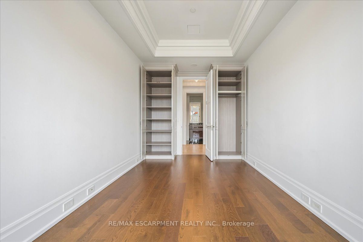 300 Randall Street 211 Property Photo 20