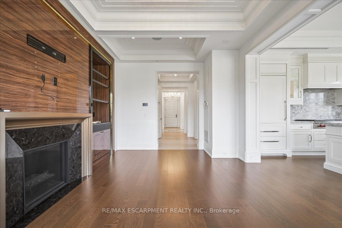 300 Randall Street 211 Property Photo 24