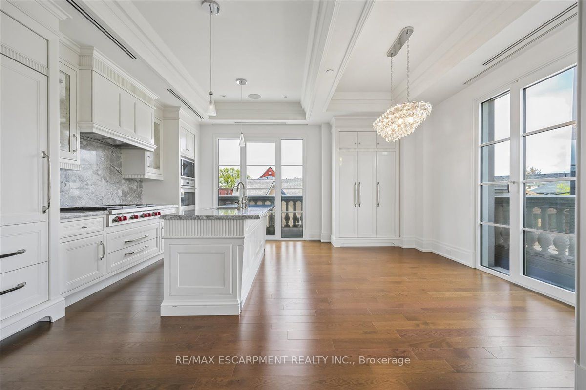 300 Randall Street 211 Property Photo 27