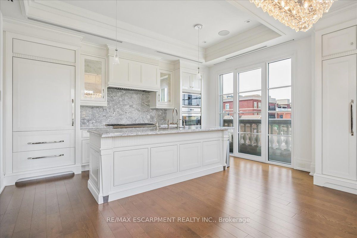 300 Randall Street 211 Property Photo 28