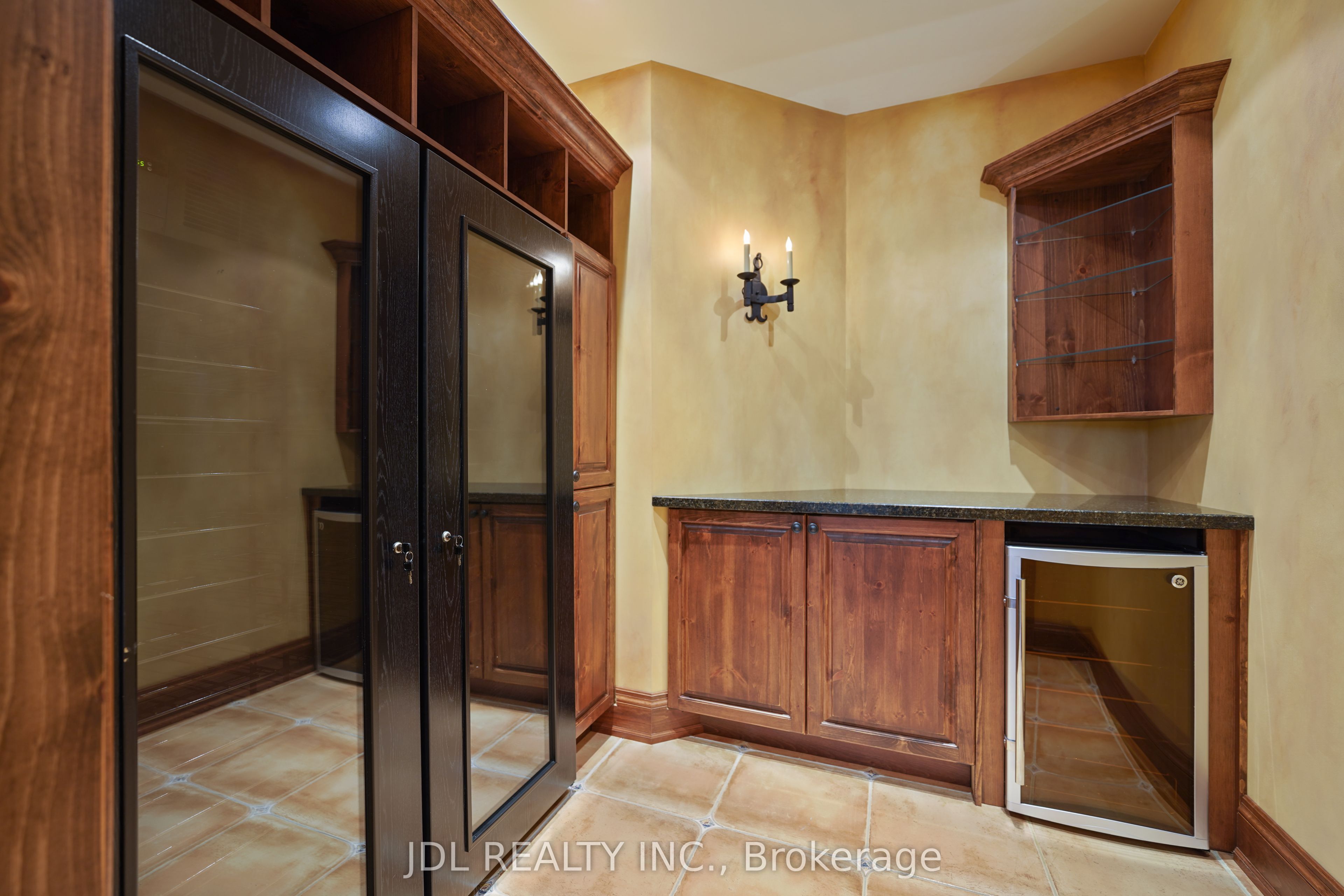 1283 Lindburgh Court Property Photo 45
