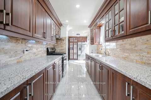 24 Kindle Court Property Photo 8