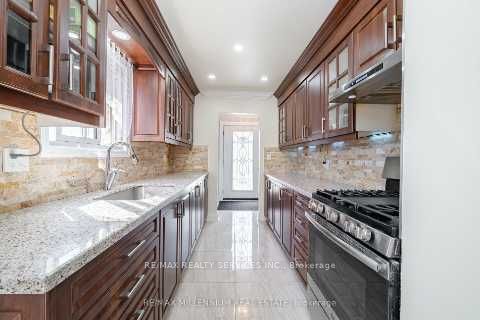 24 Kindle Court Property Photo 9