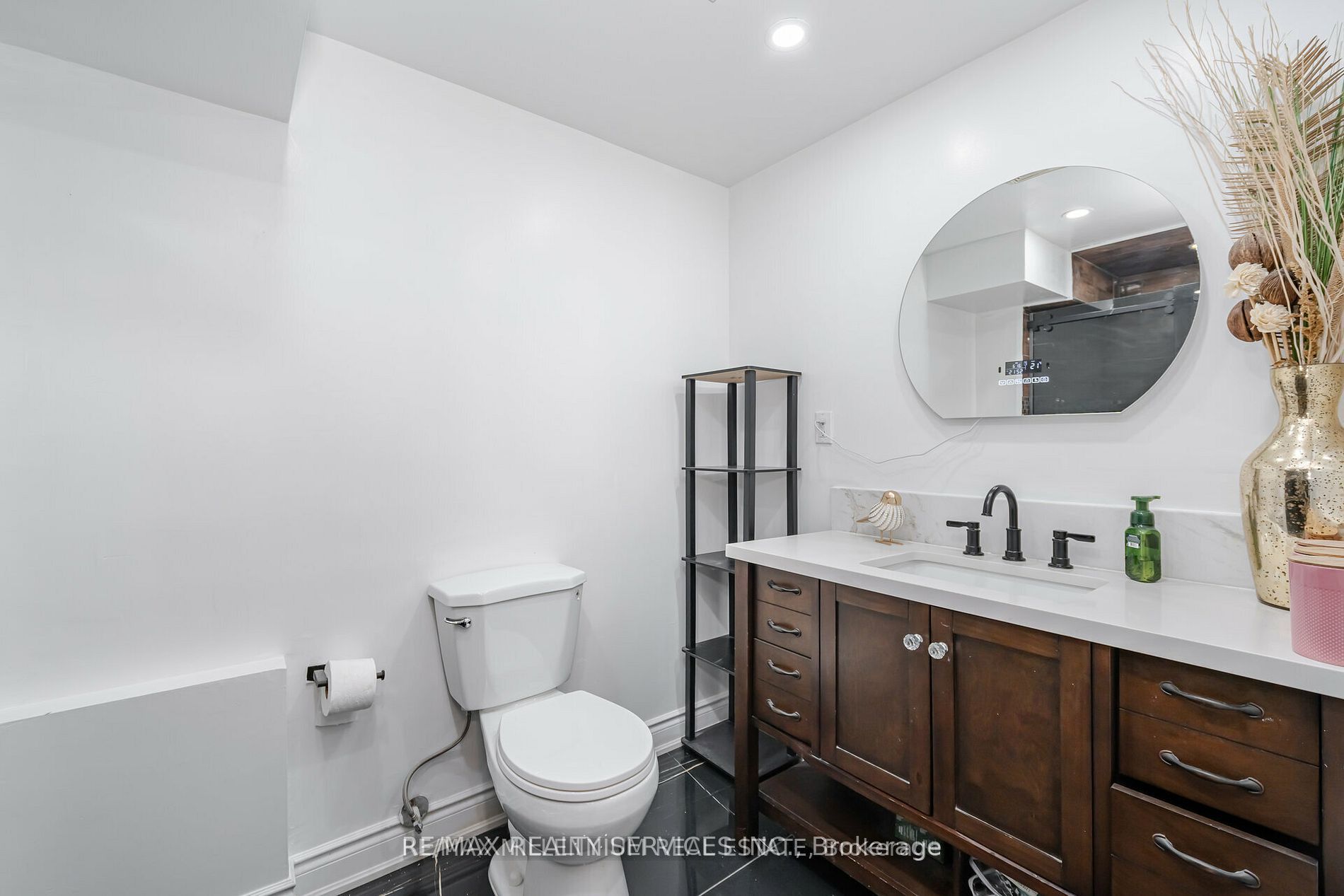 24 Kindle Court Property Photo 29