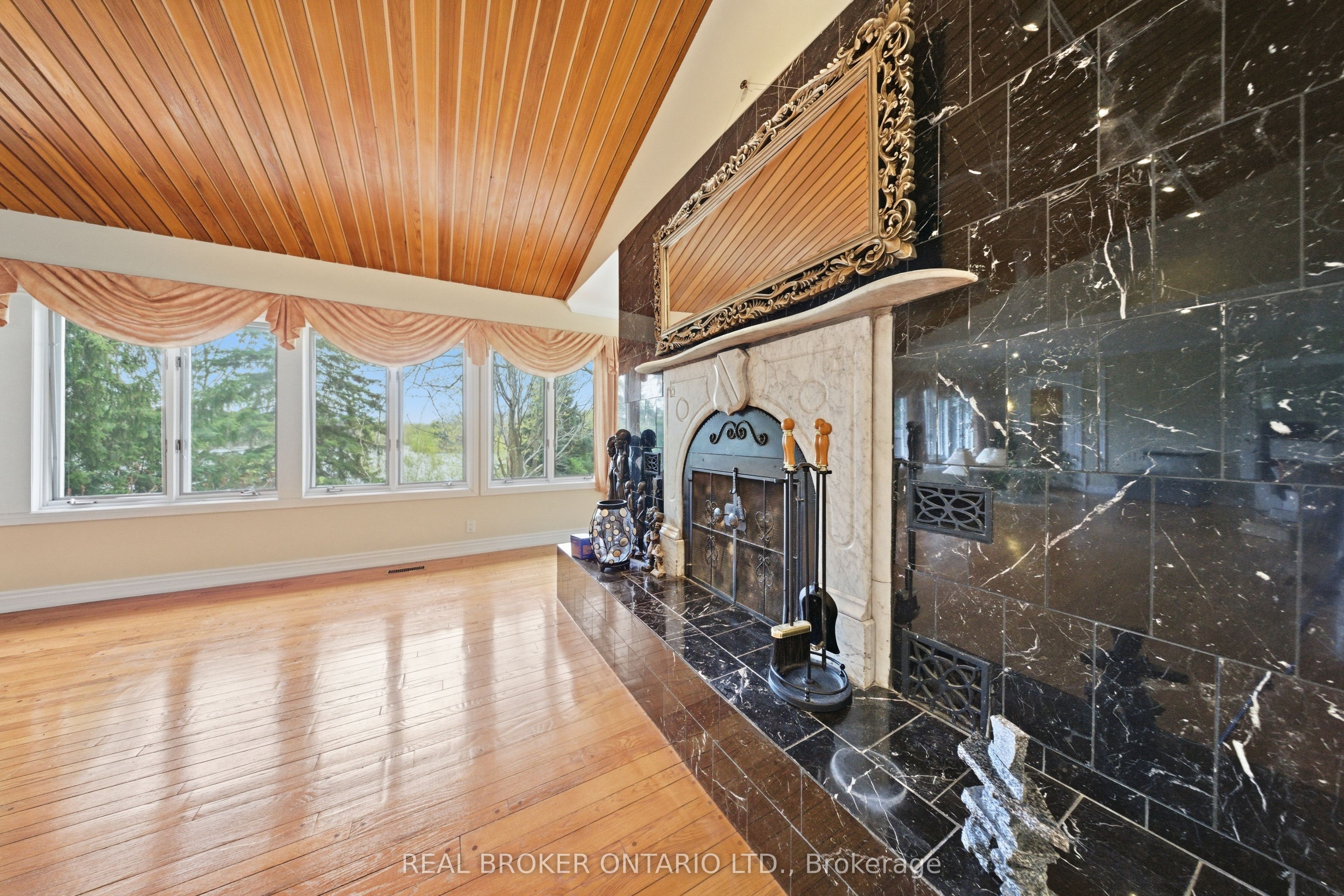 529 Conservation Drive Property Photo 12
