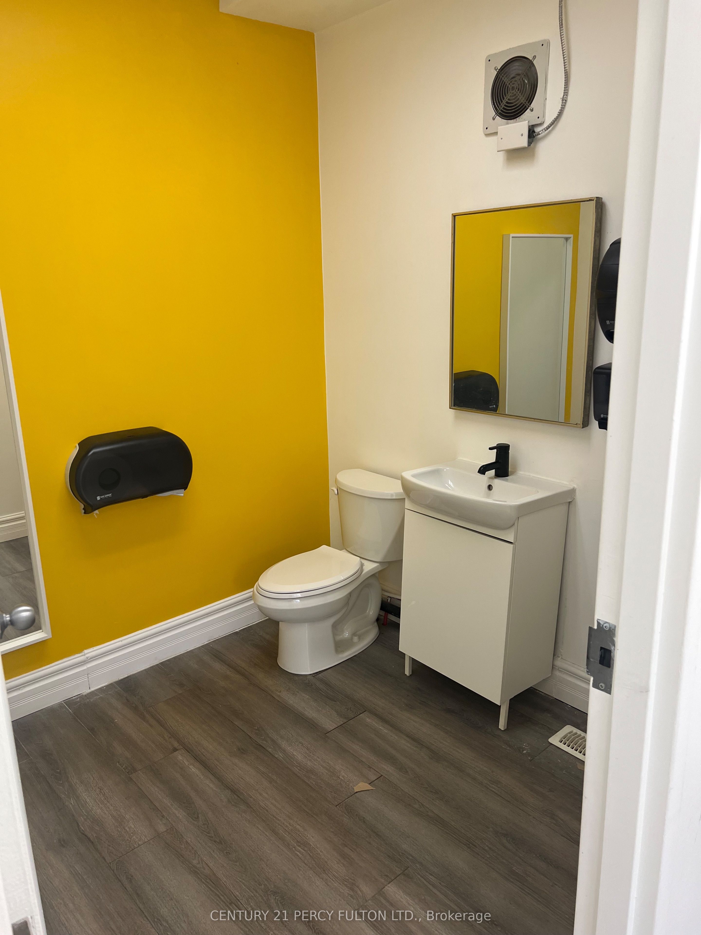 46 Lakeshore Road Property Photo 1