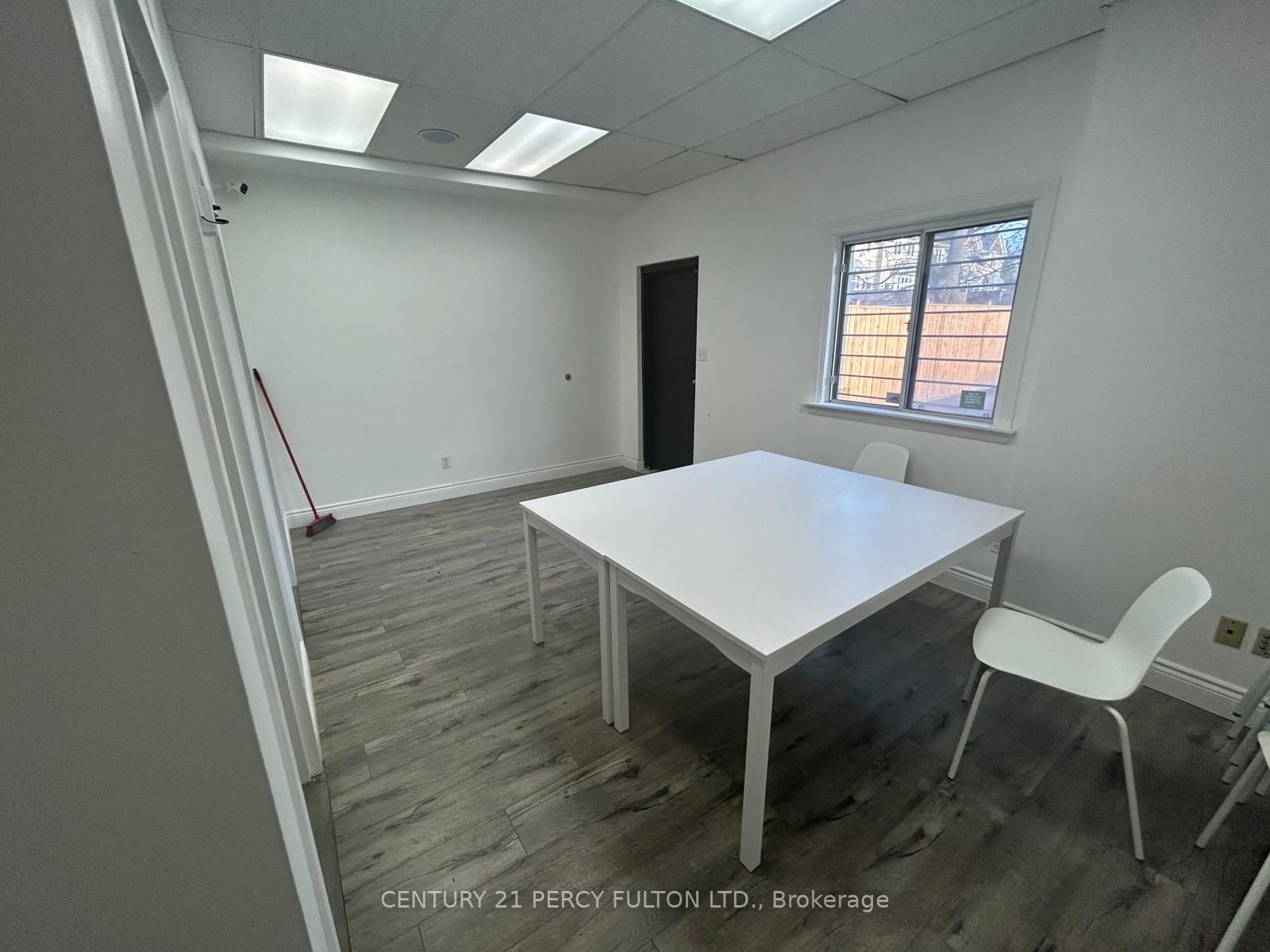 46 Lakeshore Road Property Photo 3
