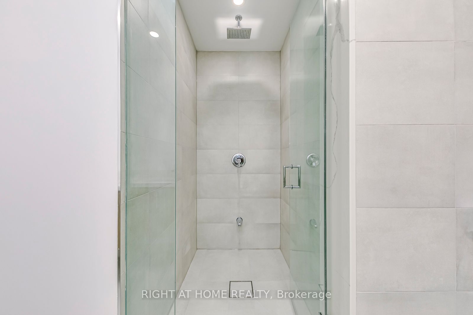 5 Enfield Avenue Property Photo 25