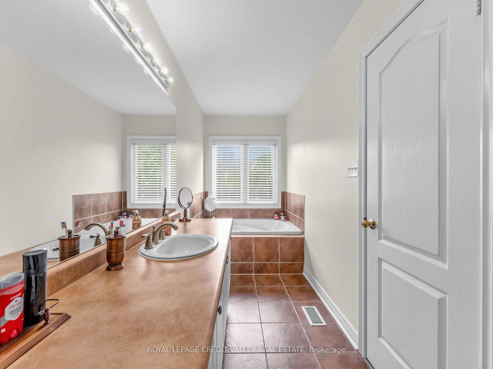 144 Mccready Drive Property Photo 6