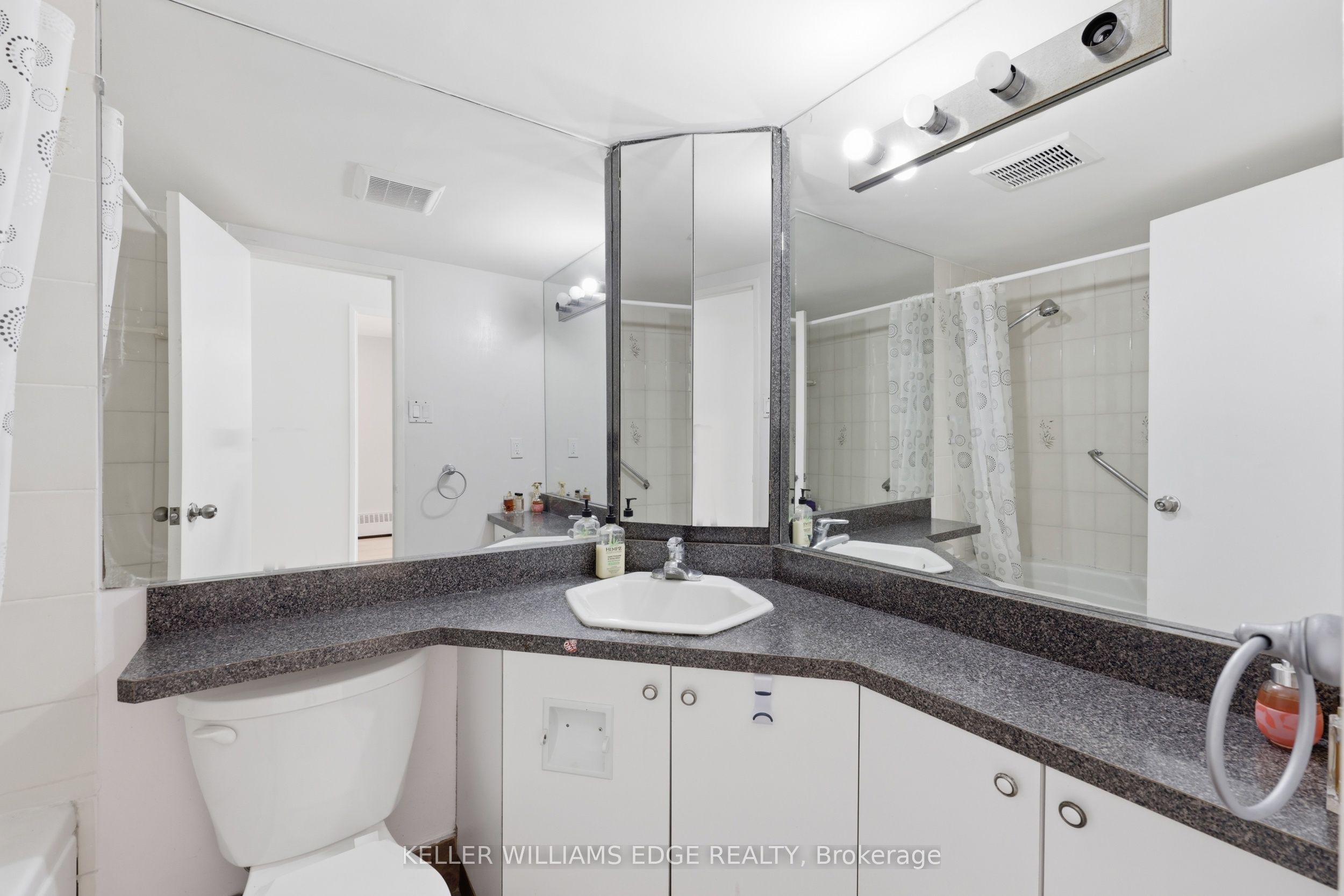 2345 Confederation Parkway 703 Property Photo 23