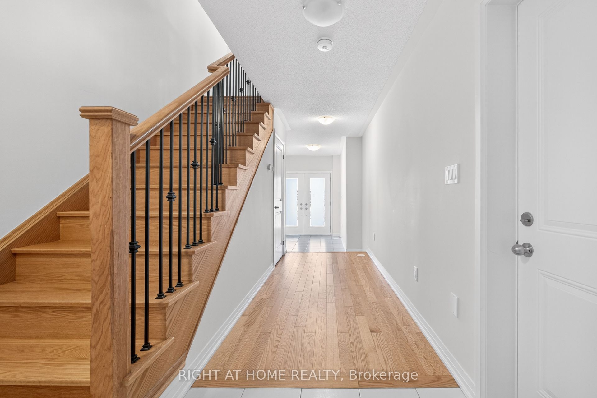 24 Monreau Drive Property Photo 3
