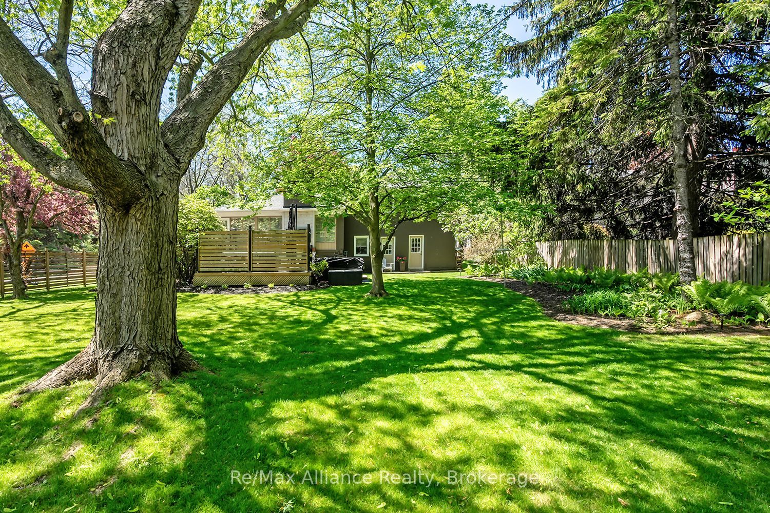 183 Westminster Drive Property Photo 43