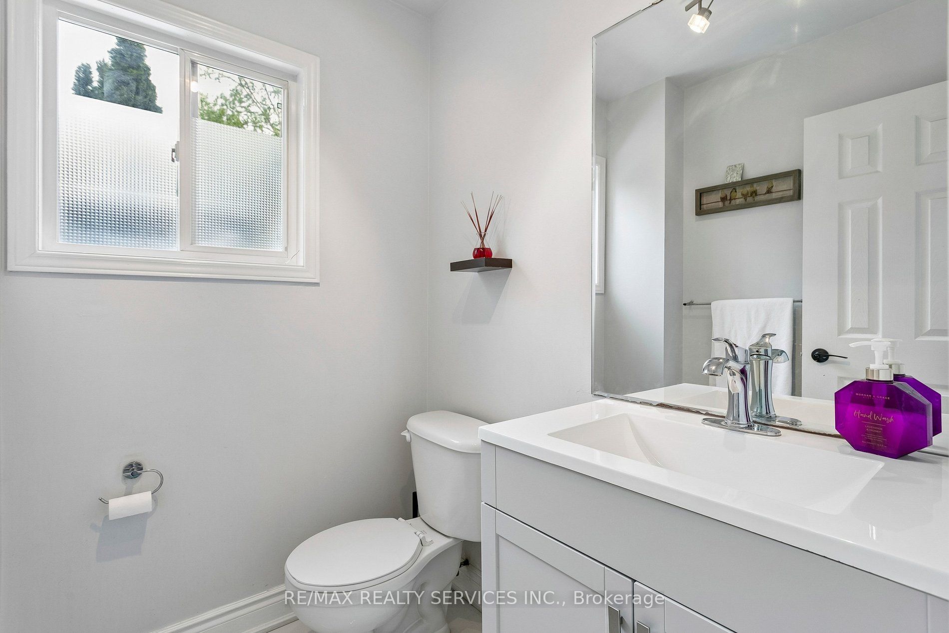 276 Fitzgerald Crescent Property Photo 13
