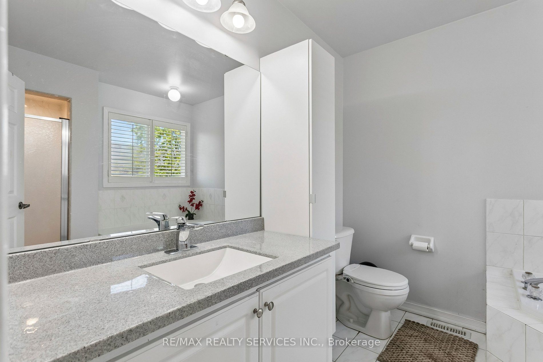 276 Fitzgerald Crescent Property Photo 43