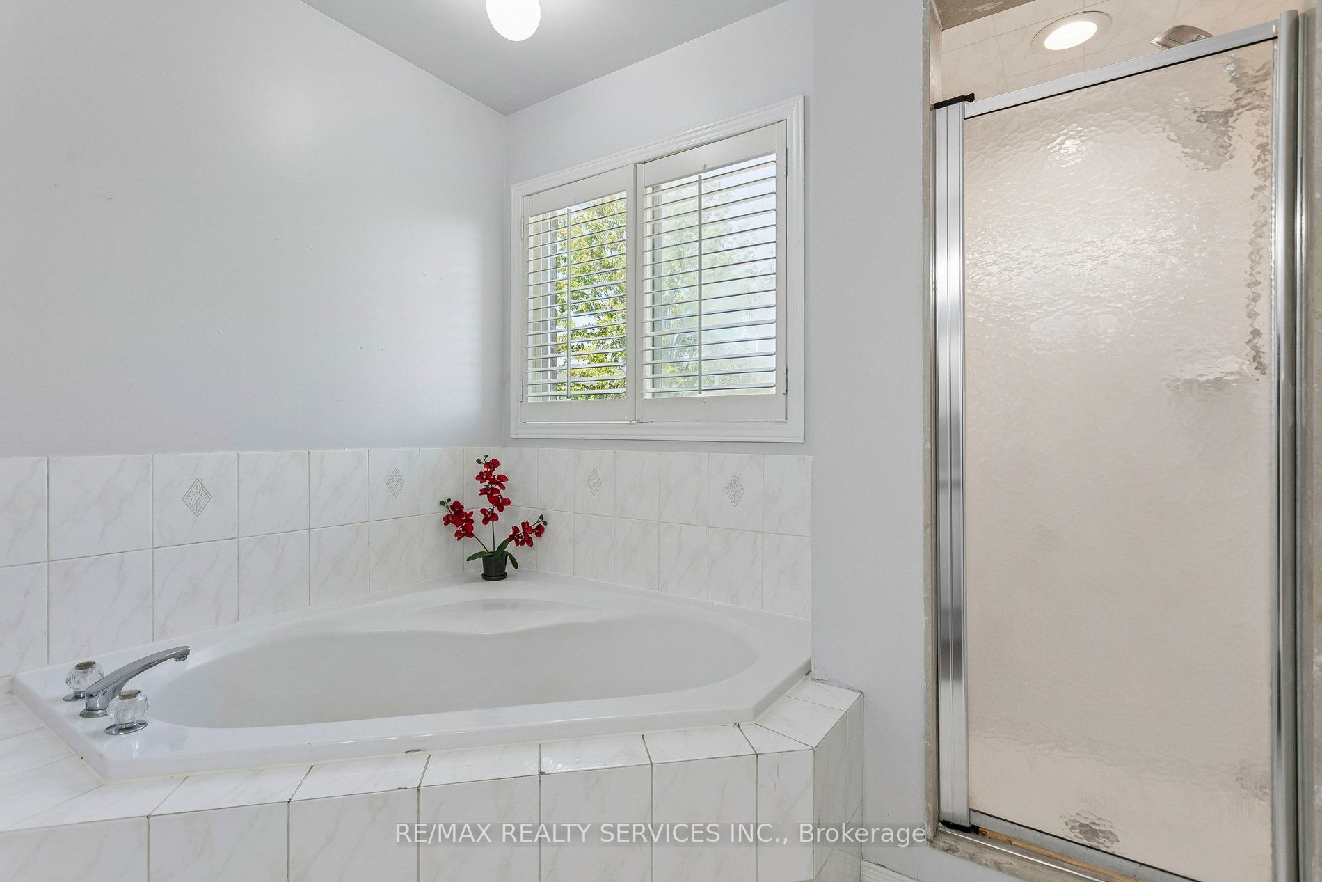 276 Fitzgerald Crescent Property Photo 44