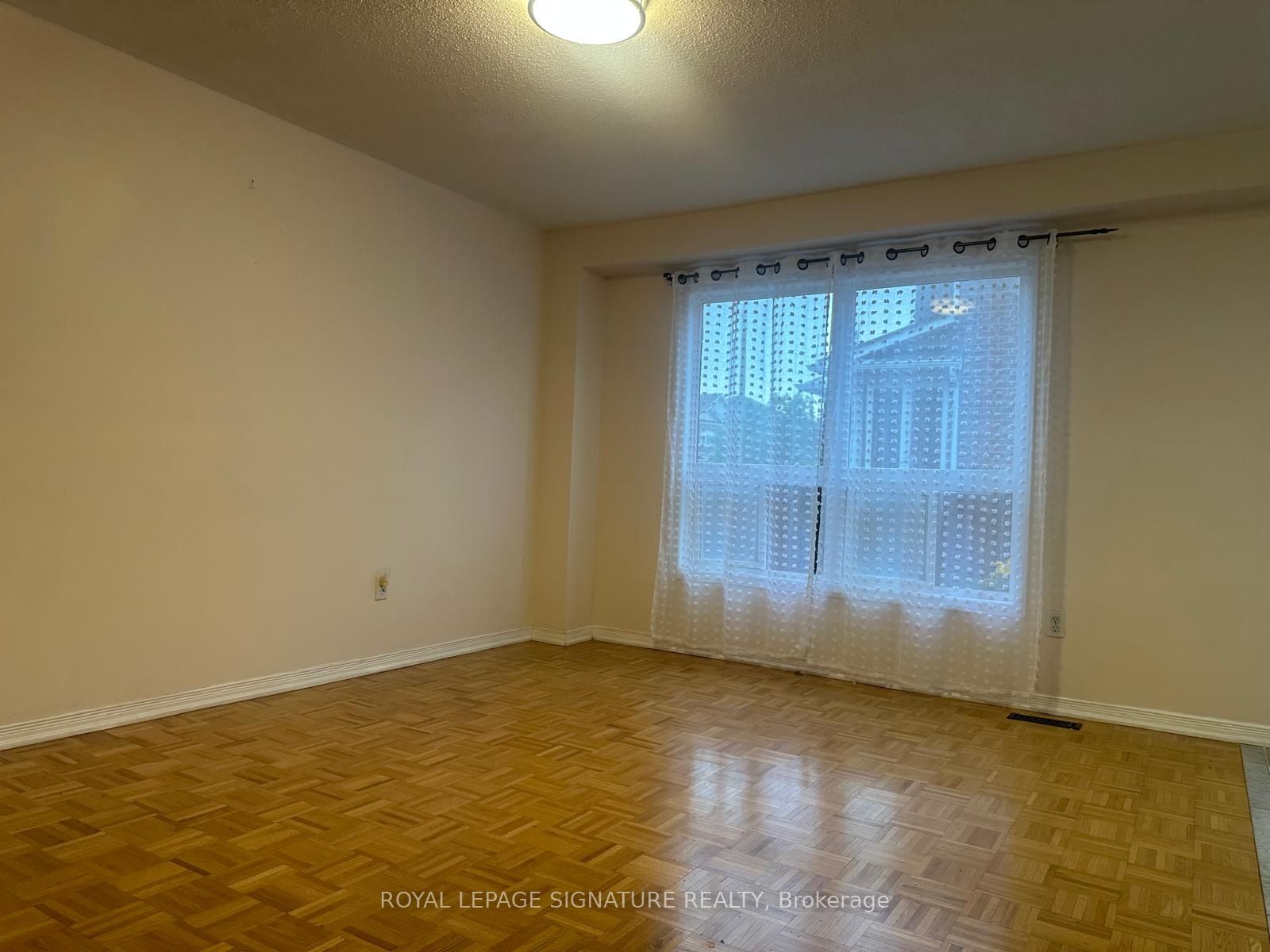 28 Pompano Place Property Photo 4