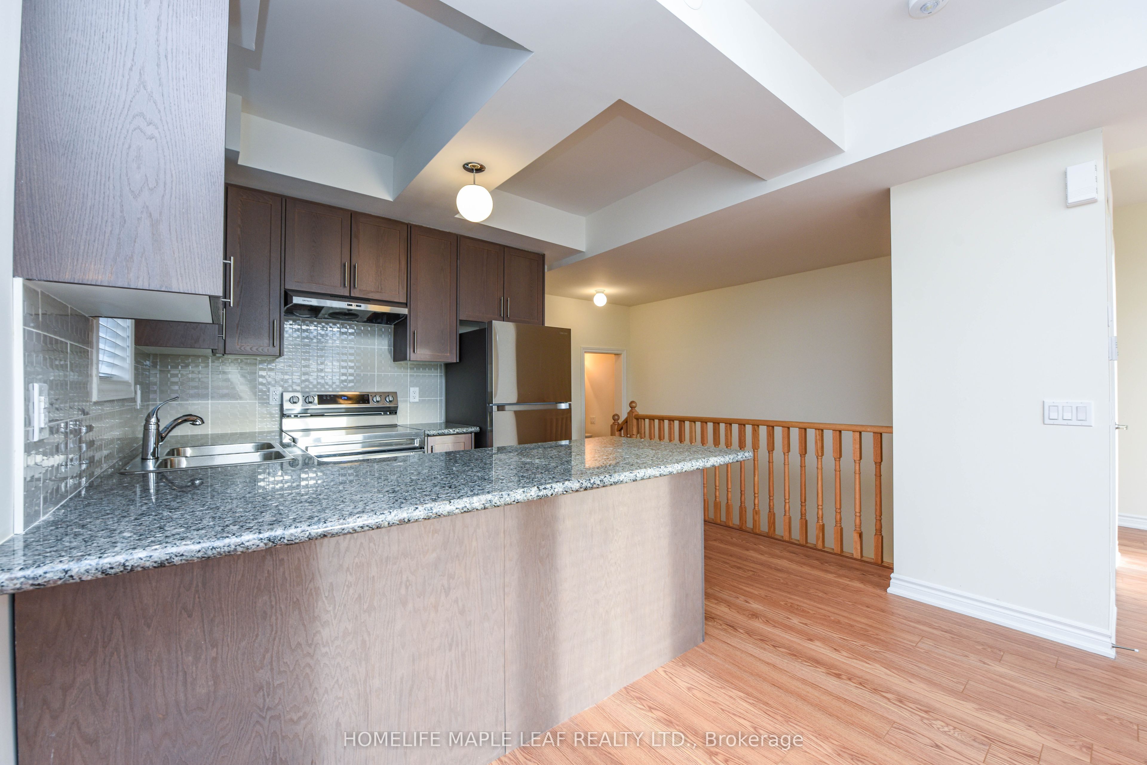 30 Halliford Place 206 Property Photo 12