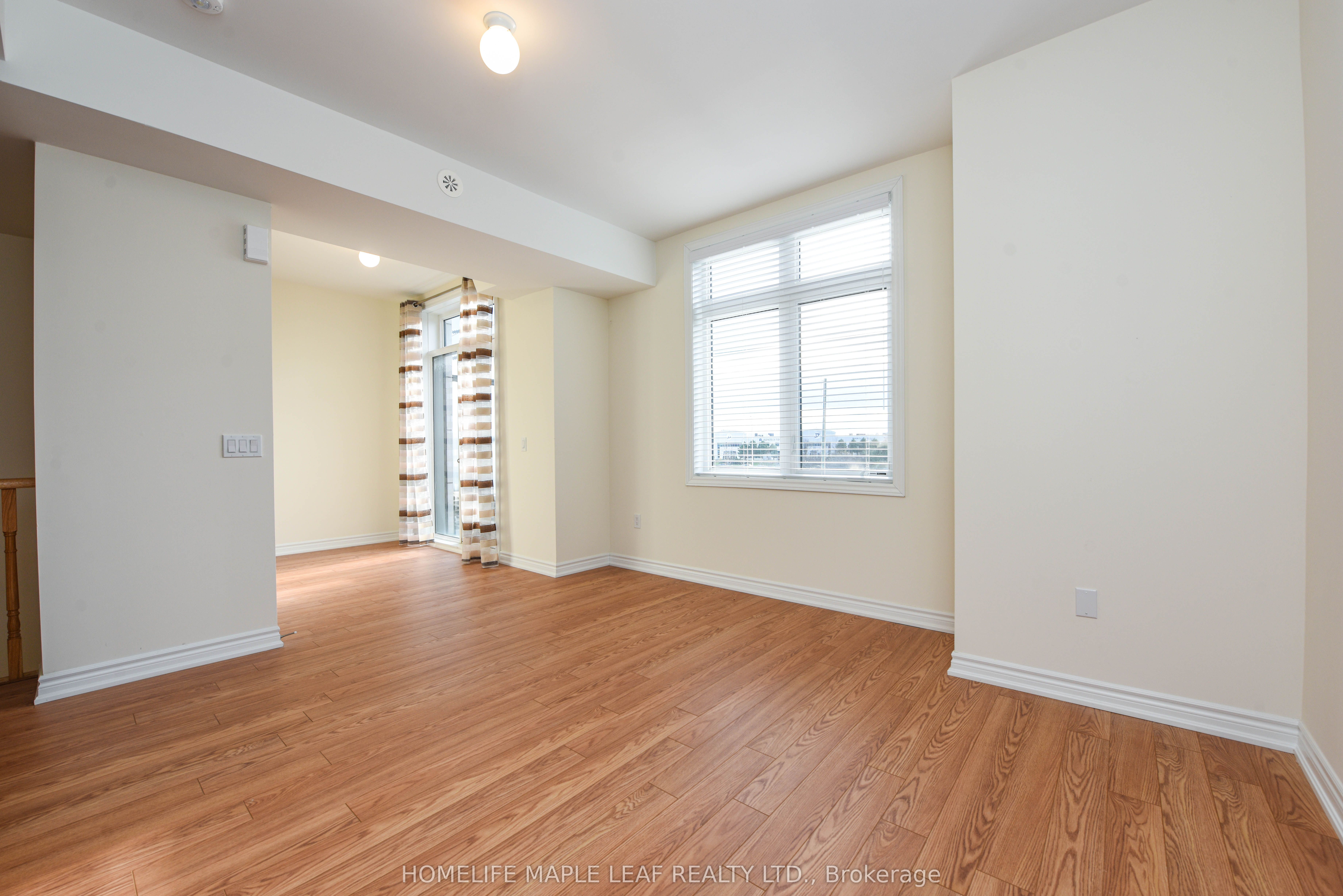 30 Halliford Place 206 Property Photo 17