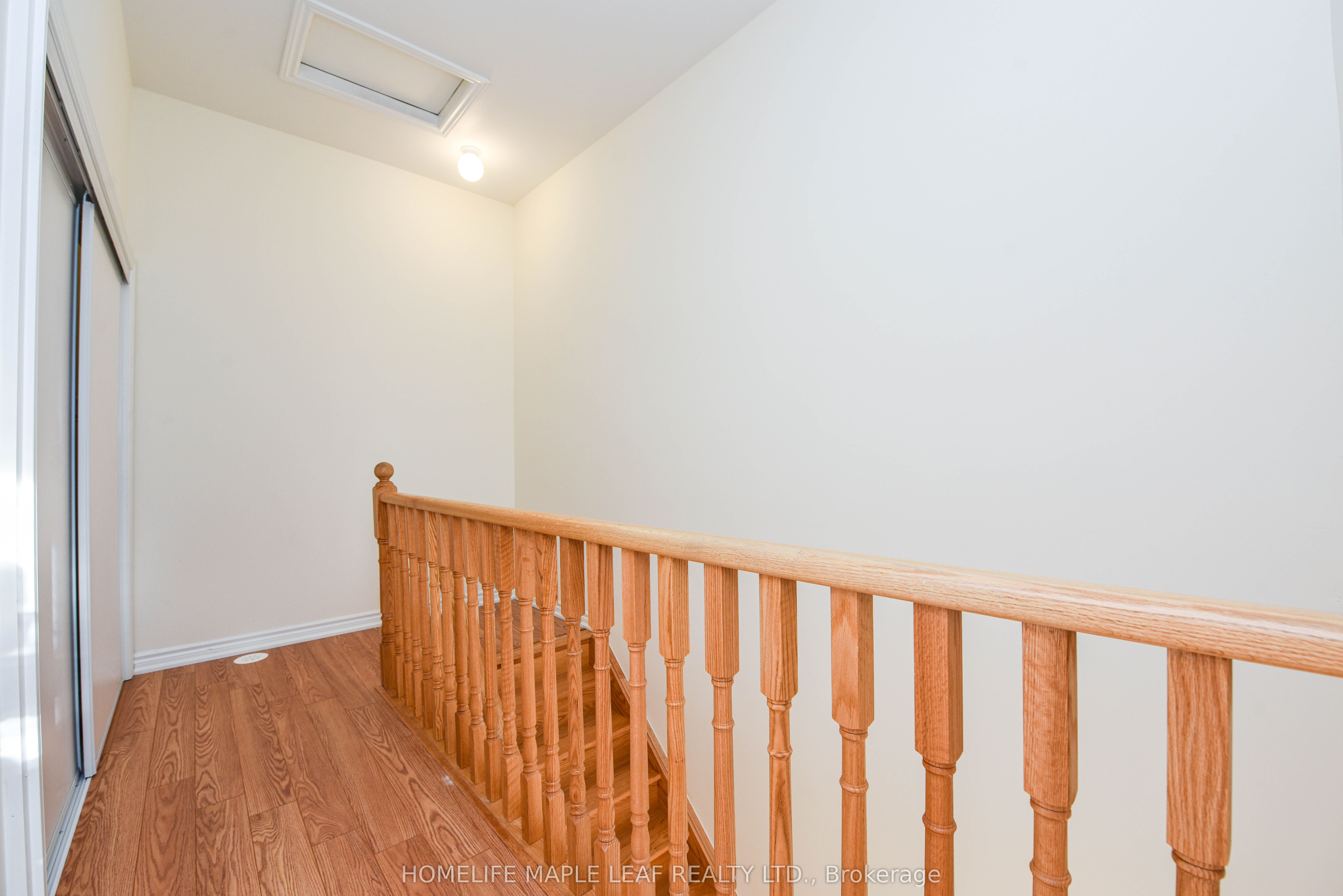 30 Halliford Place 206 Property Photo 24