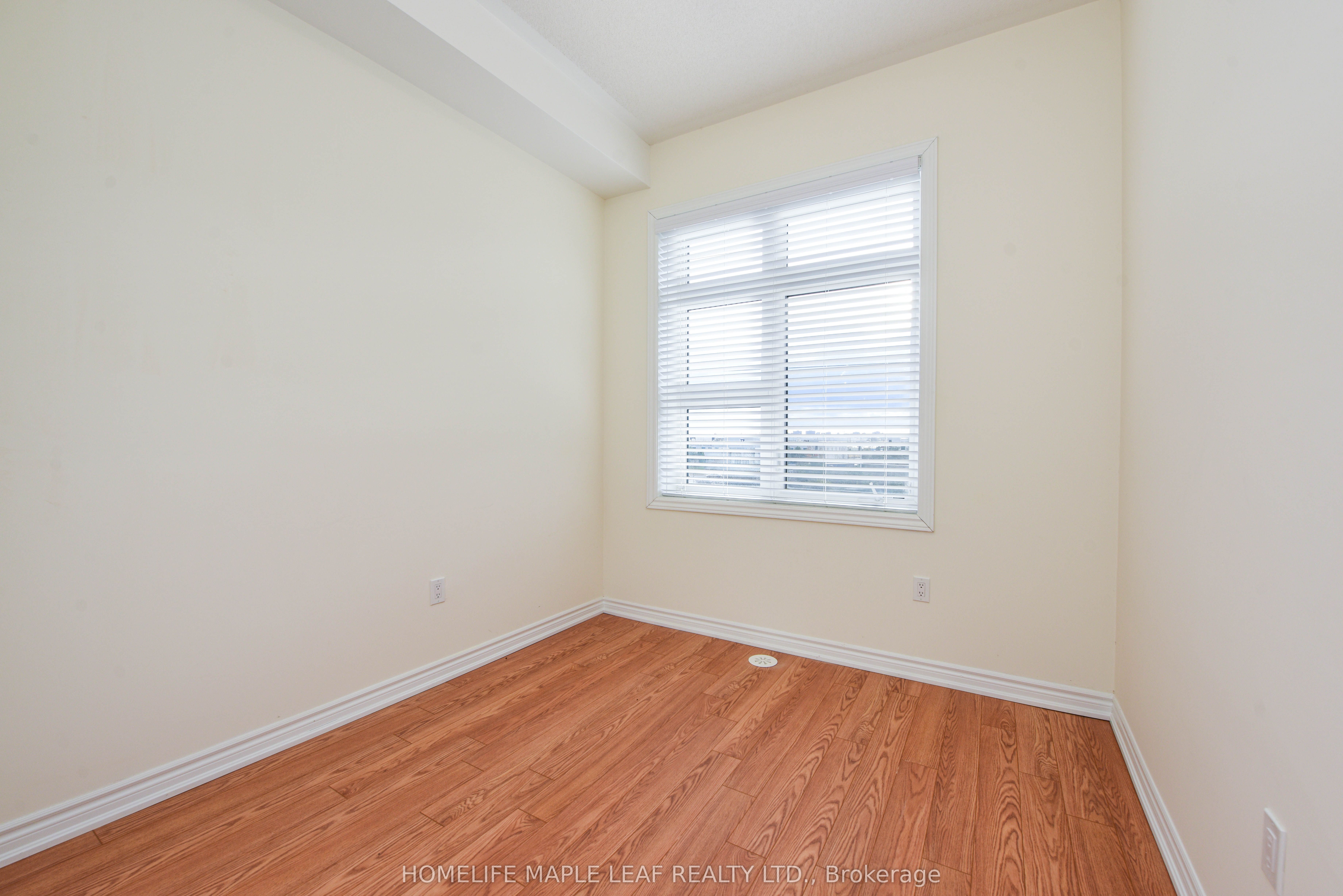 30 Halliford Place 206 Property Photo 28