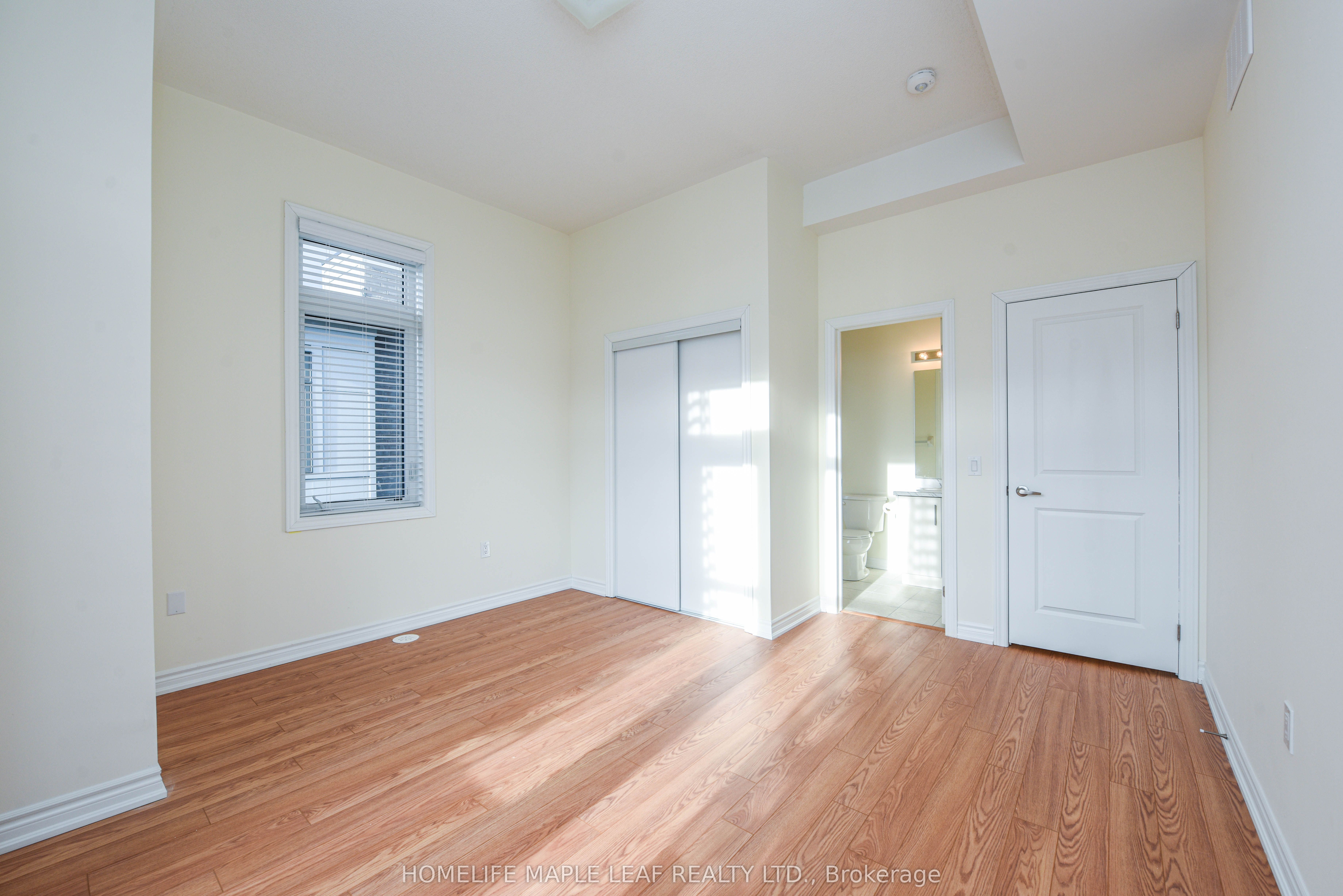 30 Halliford Place 206 Property Photo 30