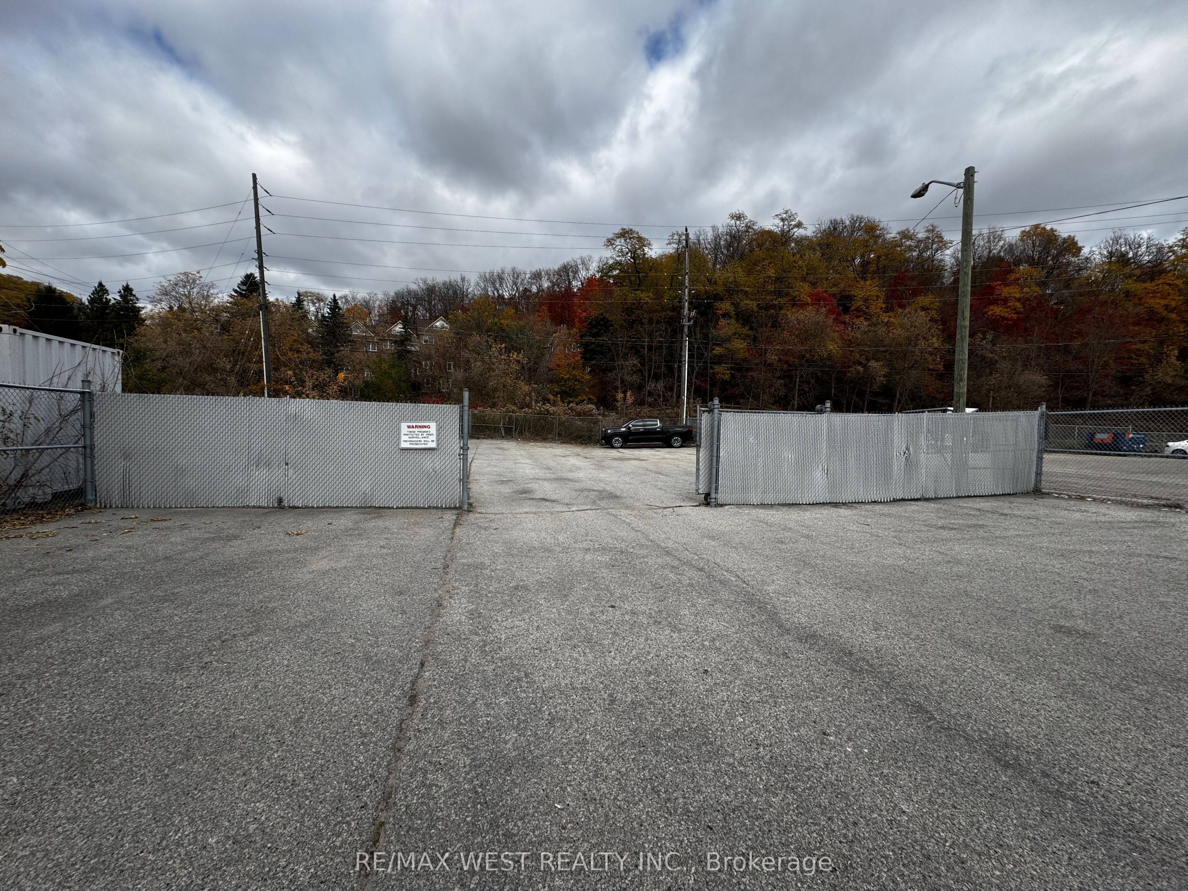 15 Mill Street N Property Photo 1