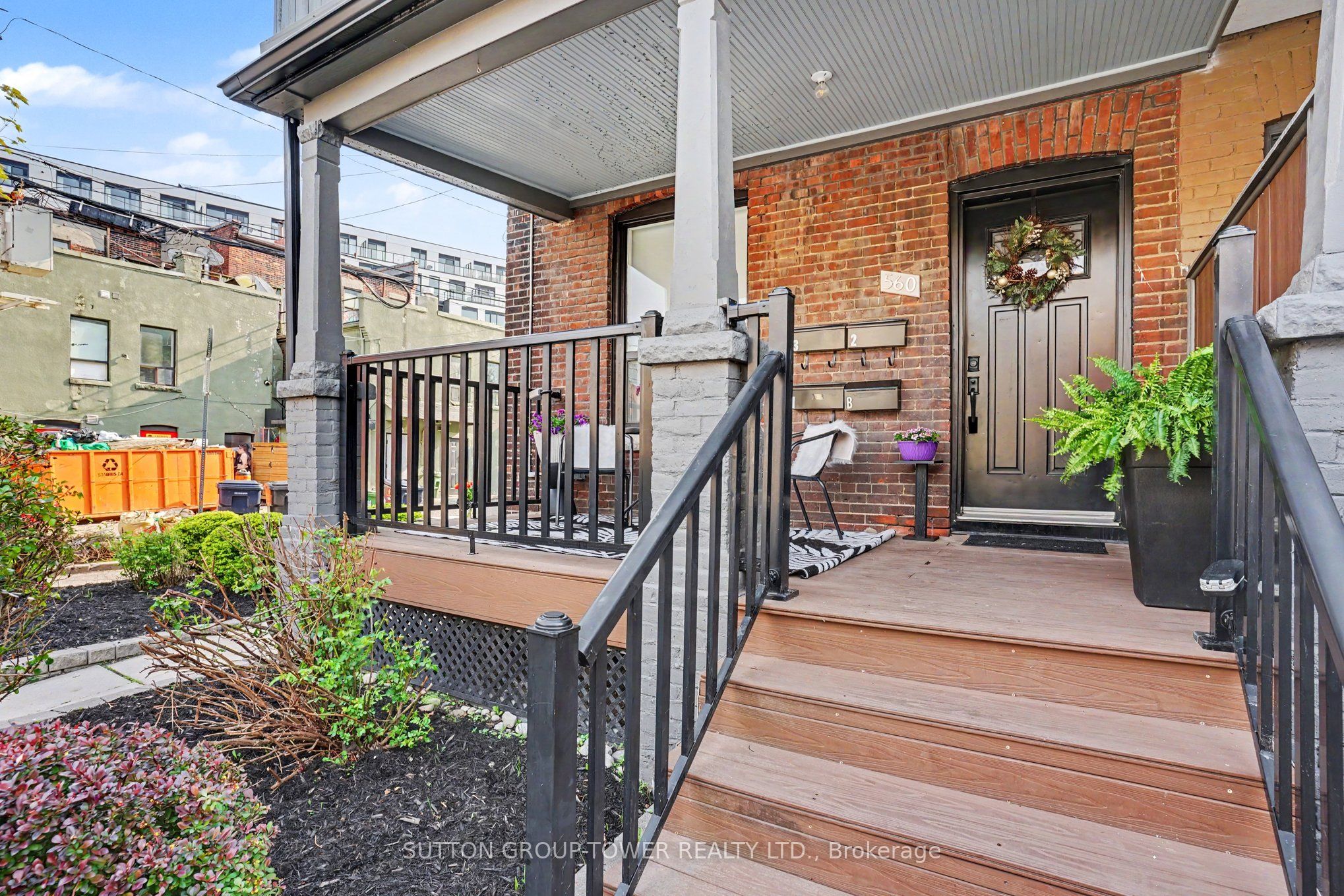 560 Indian Grove Property Photo 5
