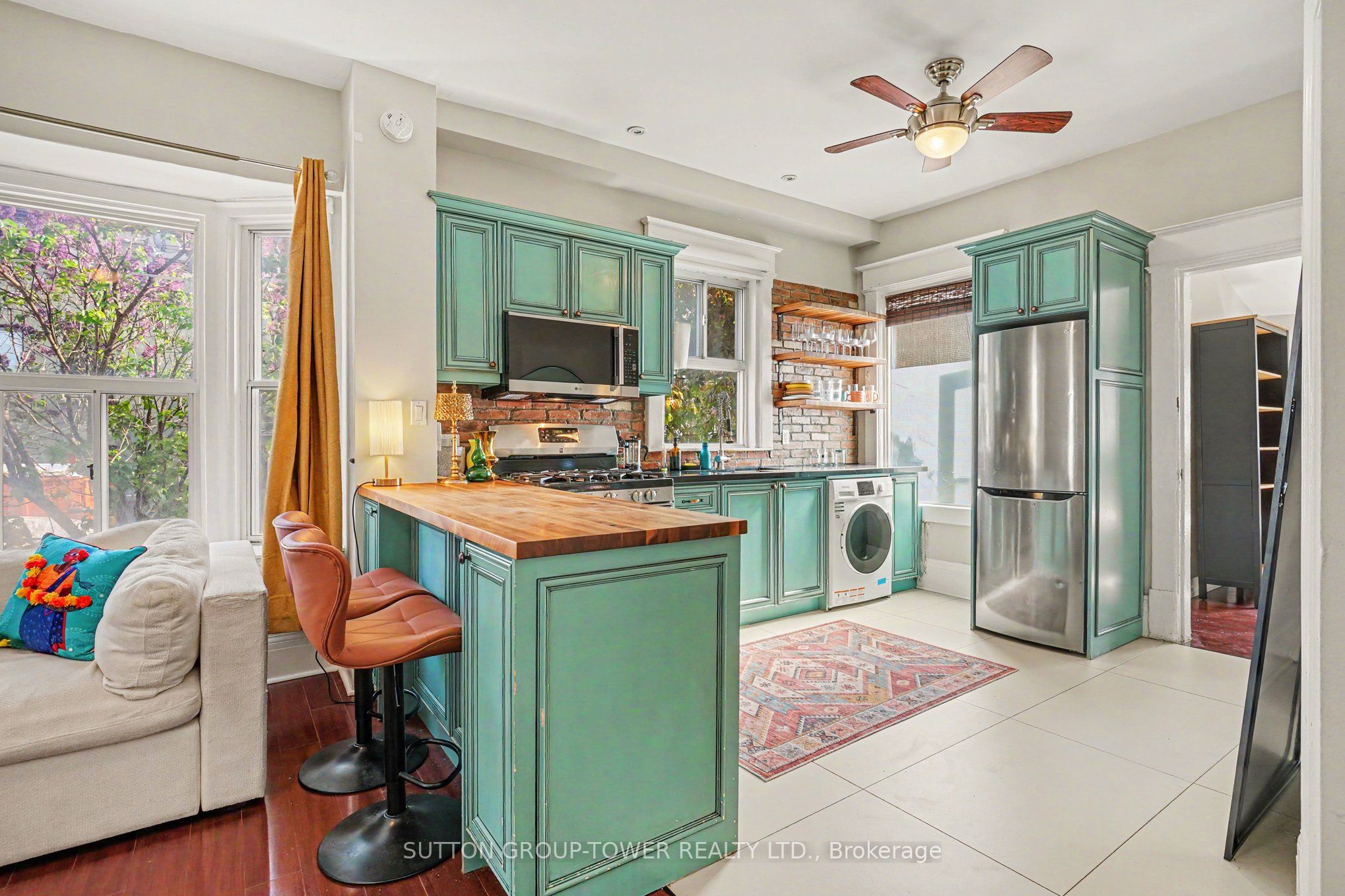 560 Indian Grove Property Photo 10