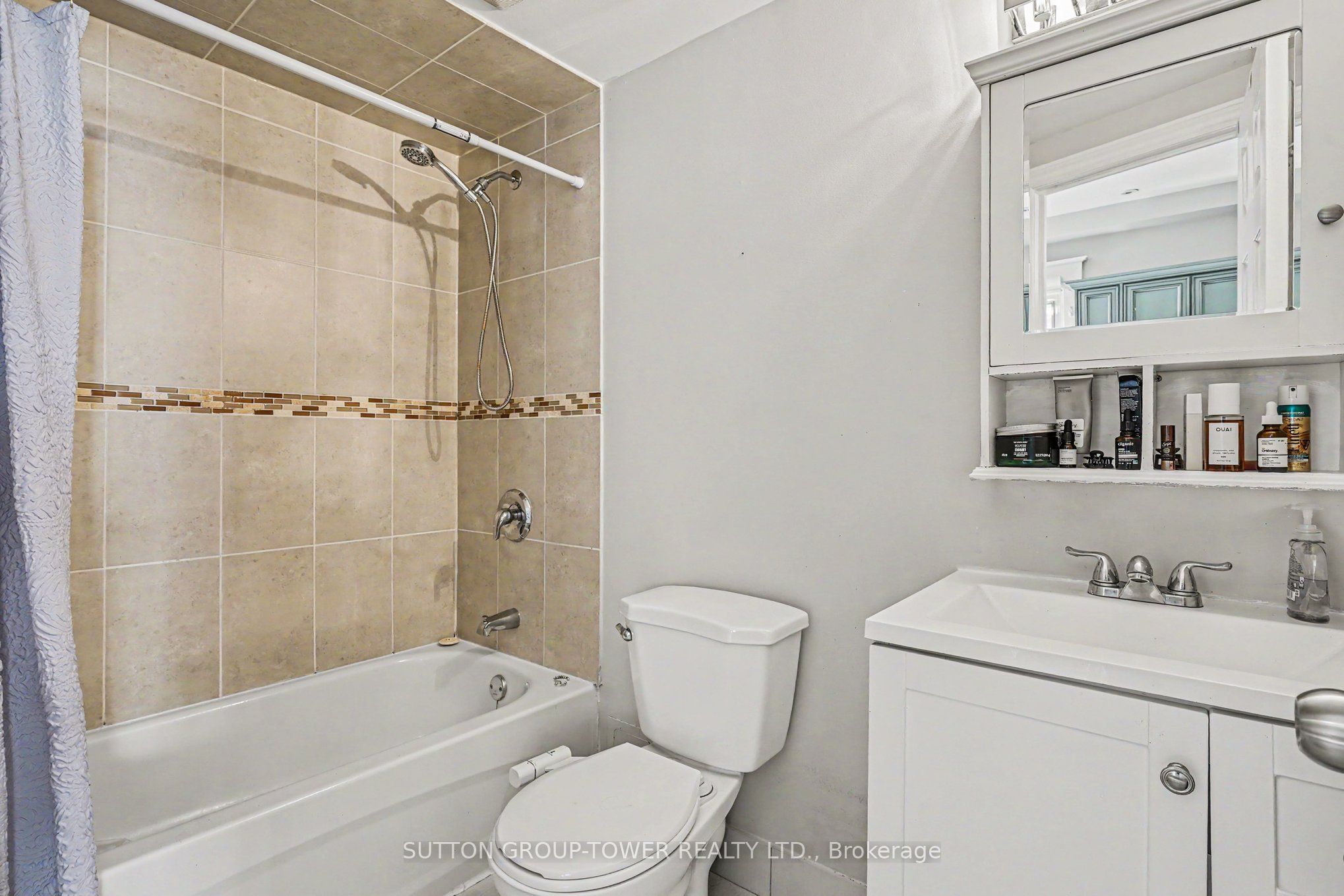 560 Indian Grove Property Photo 20