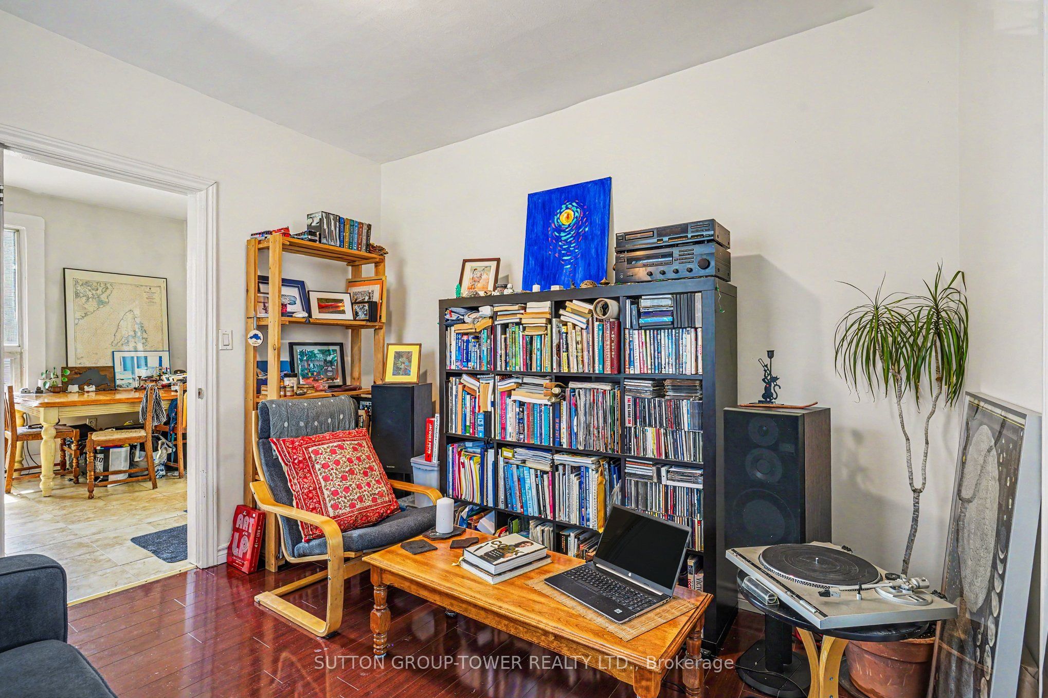 560 Indian Grove Property Photo 25