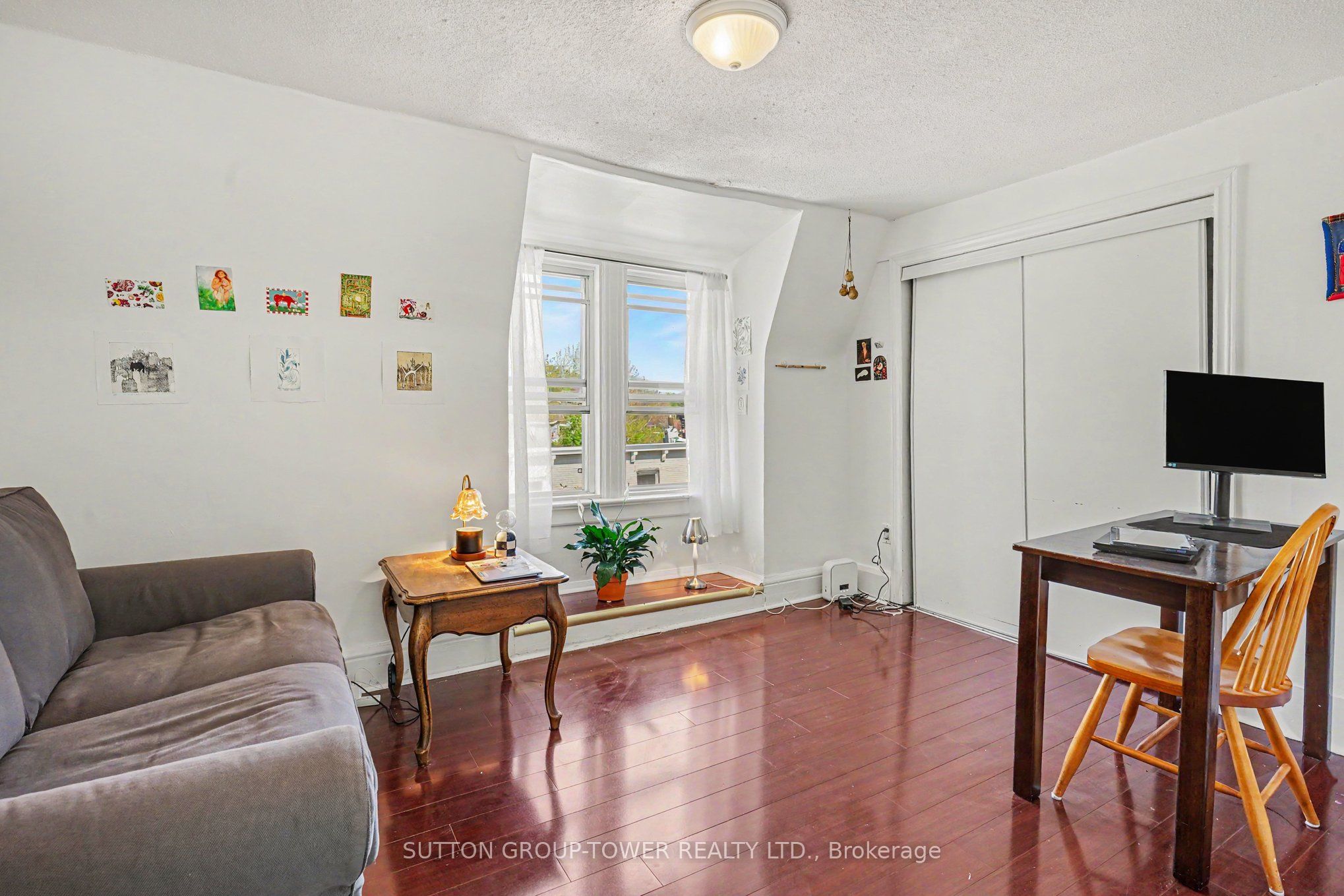 560 Indian Grove Property Photo 34