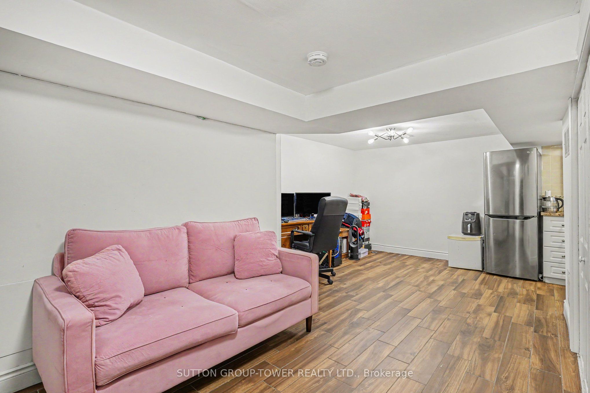 560 Indian Grove Property Photo 38